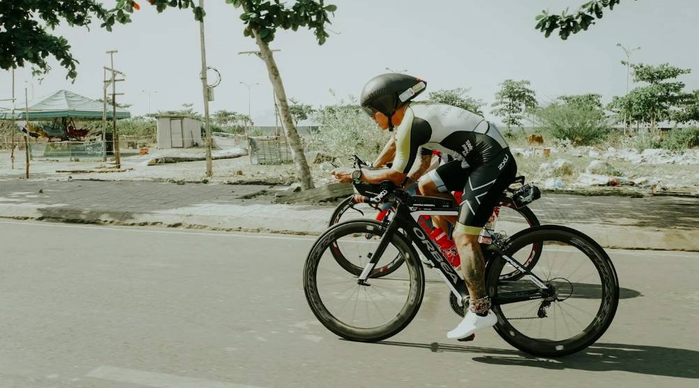 Olympic distance triathlete using training zones to manage bike pacing and race effort