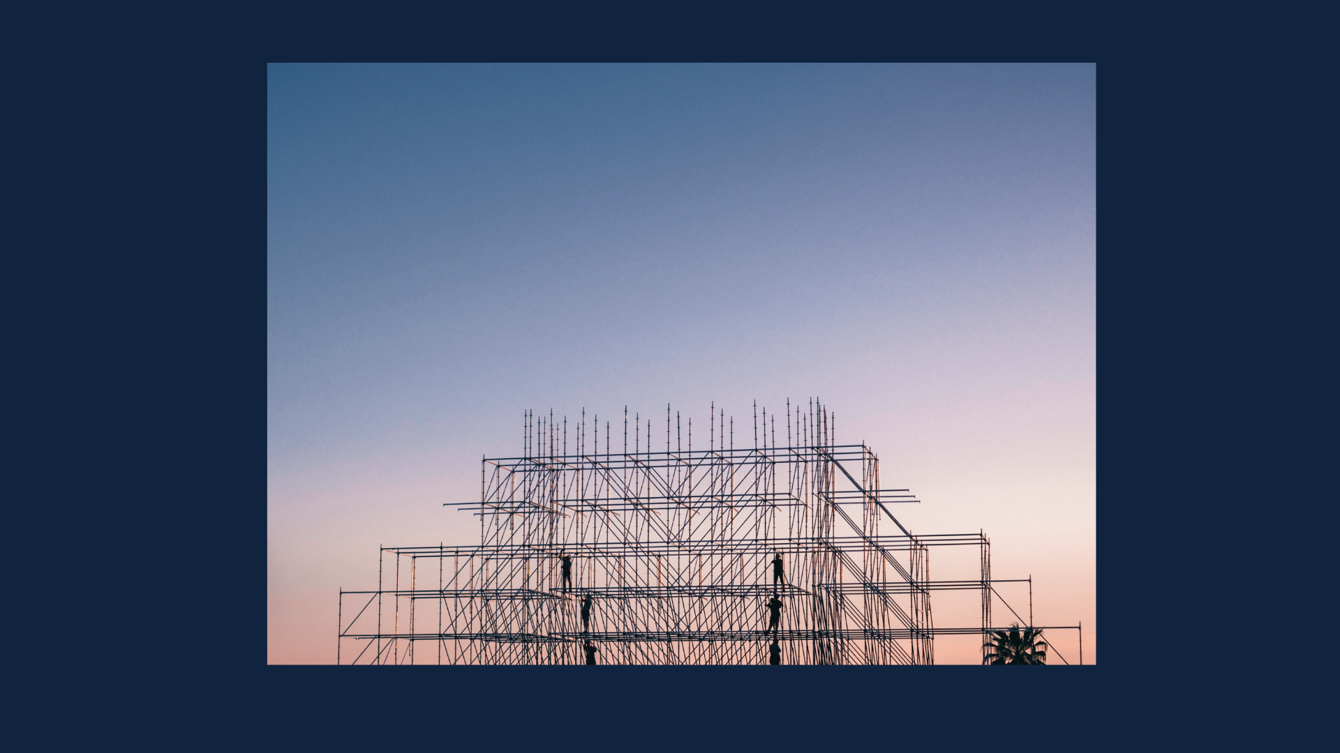 Johtamisen muutos – miksi esihenkilön työ näyttää nyt erilaiselta