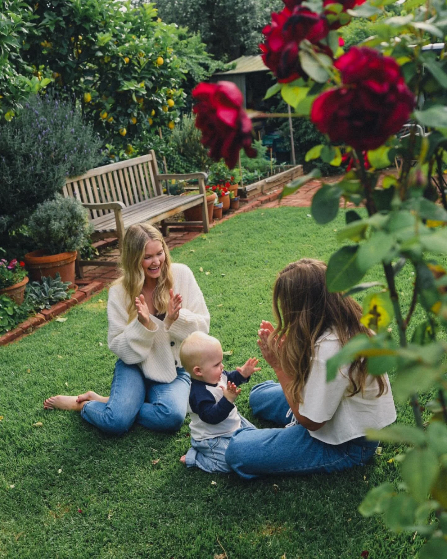 sisterhood❣️a darrrrling extended family session that had my cheeks sore from laughing&mdash; oh little harry you are so very loved x