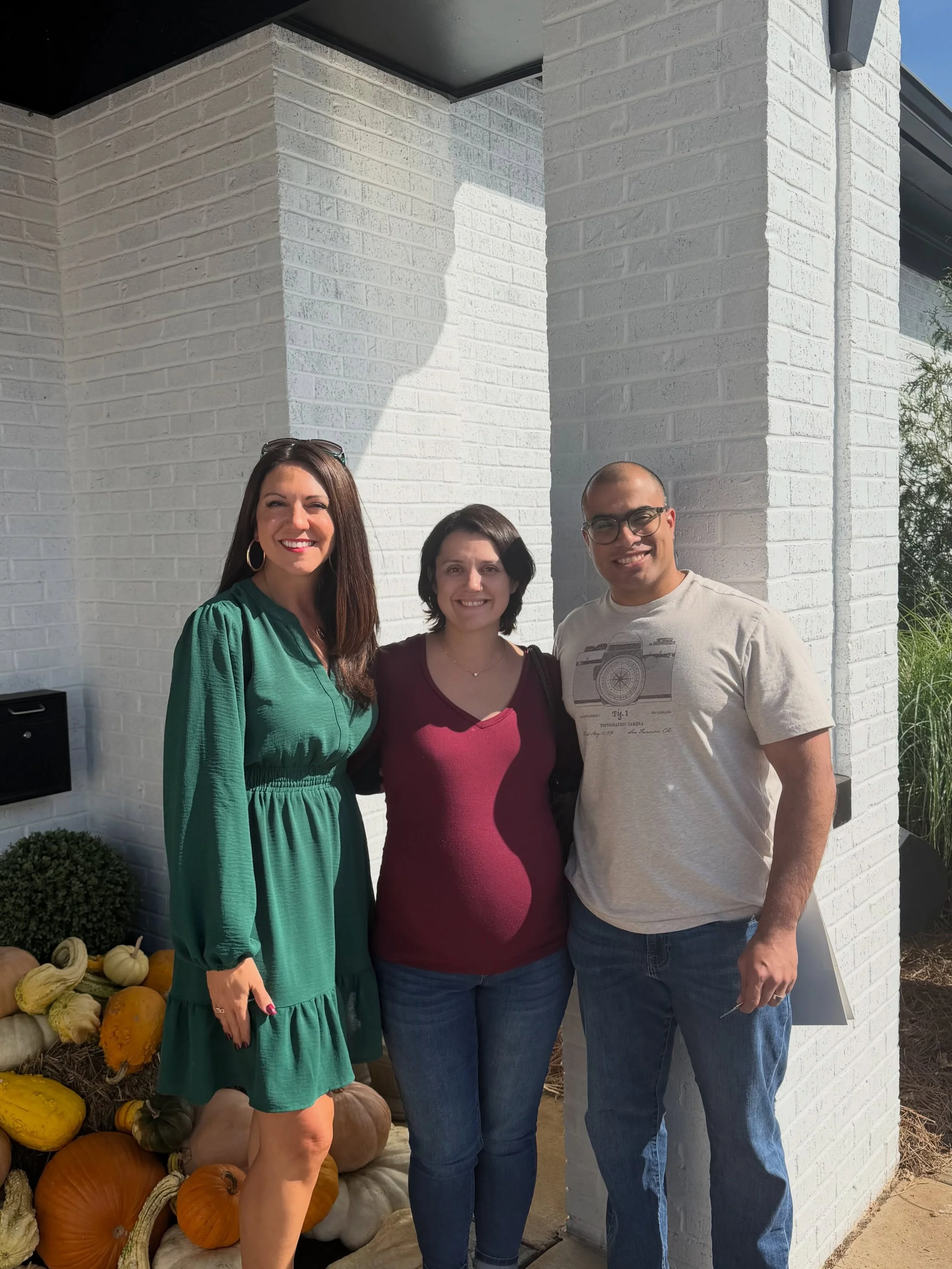 🏡❤️ Welcome HOME to Georgia!

I couldn&rsquo;t be happier for these two and their beautiful home! At closing, Kelly said, &ldquo;You know you&rsquo;ve made it when you have a big yard for your dogs!&rdquo; 🐾😂 And I absolutely LOVE that!

What make
