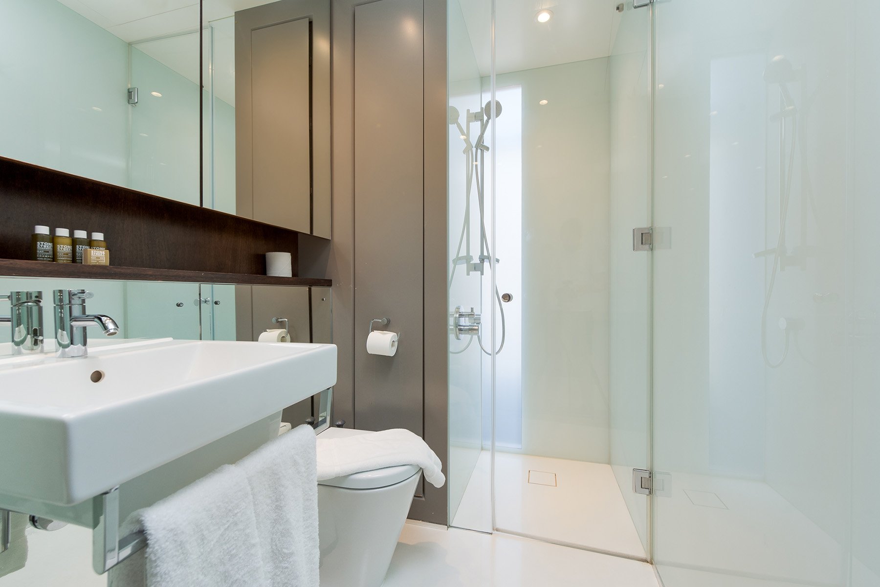 Flat 3, 19 Grovsnor Garden-3.jpg