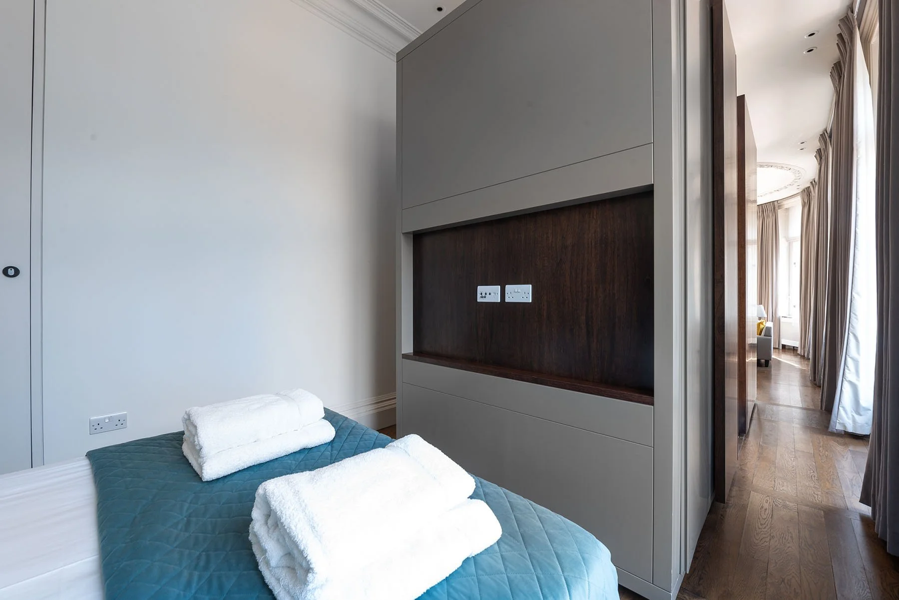 19 Grovsnor 15-09-12.jpg