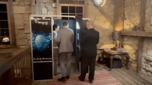   CLASSIC PHOTO BOOTH EXPERIENCE 
 
 
Click For Pricing
 