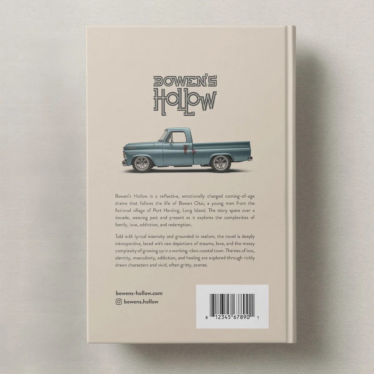BowensHollow-Harcover-03.jpg