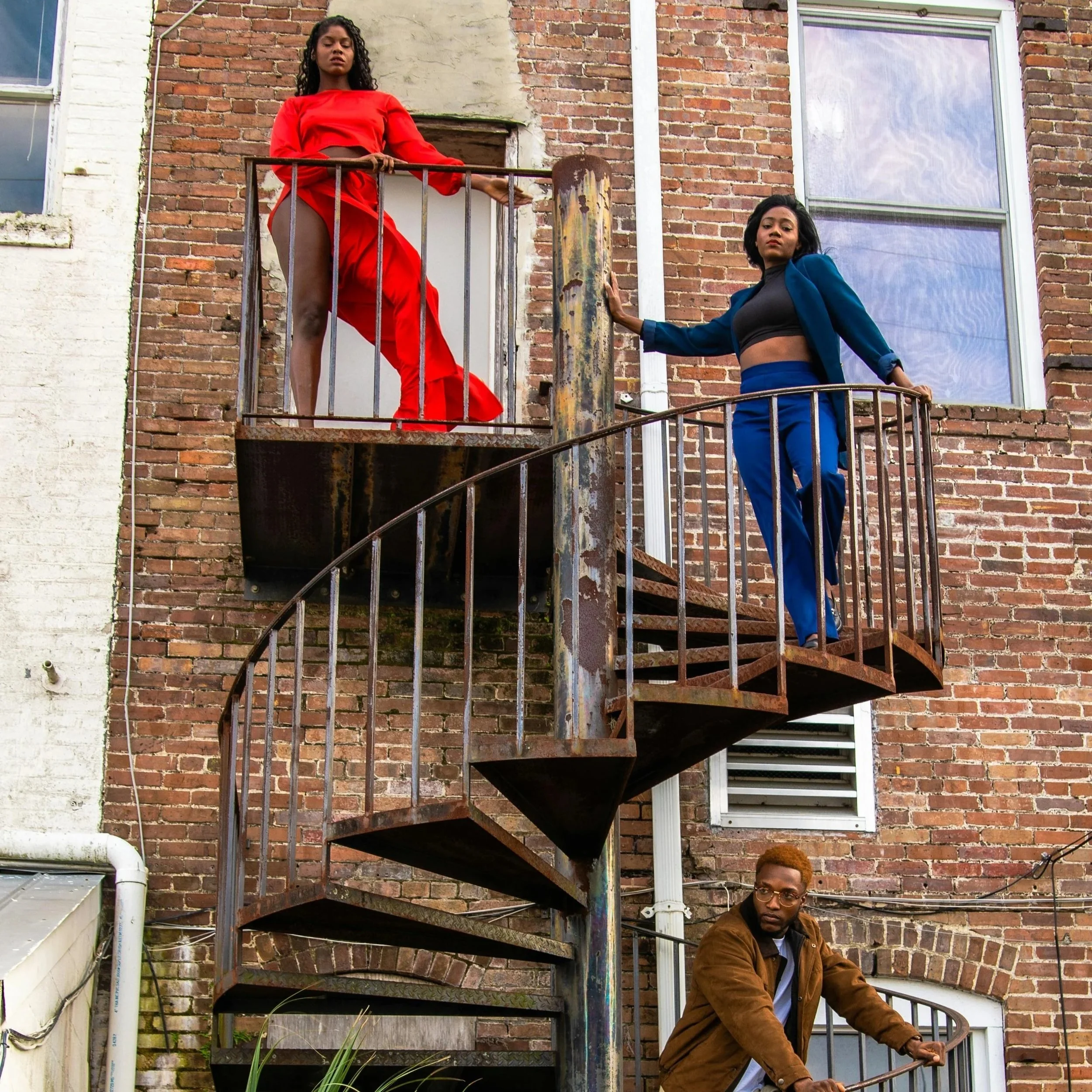  humains “+” vs humains“-”