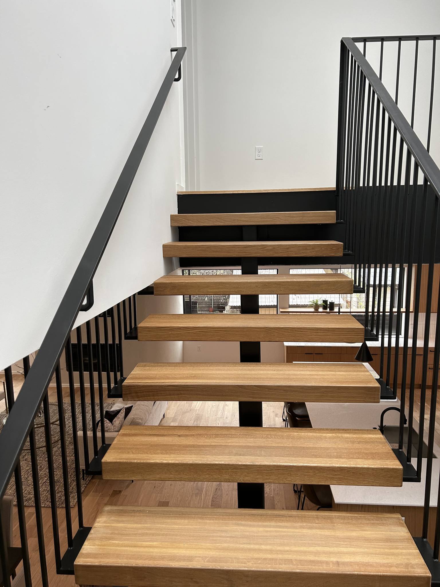 Staircasde and handrail.jpg