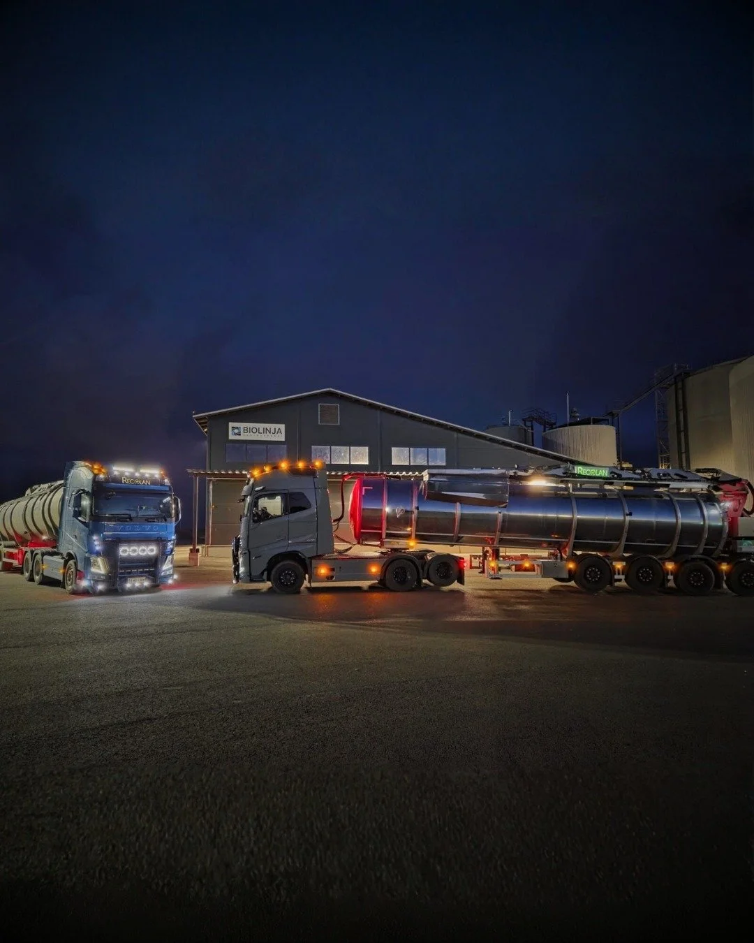 Liete l&auml;htenyt mukavasti liikkumaan Uudenkaupungin alueella. ♻
T&auml;ll&auml; viikolla Biolinjan kaasulaitokselta siirrettiin lietett&auml; levityskohteisiin.

Lis&auml;ksi lietteen siirtoja ja levityksi&auml; tehtiin mm. Porin ja Forssan seudu