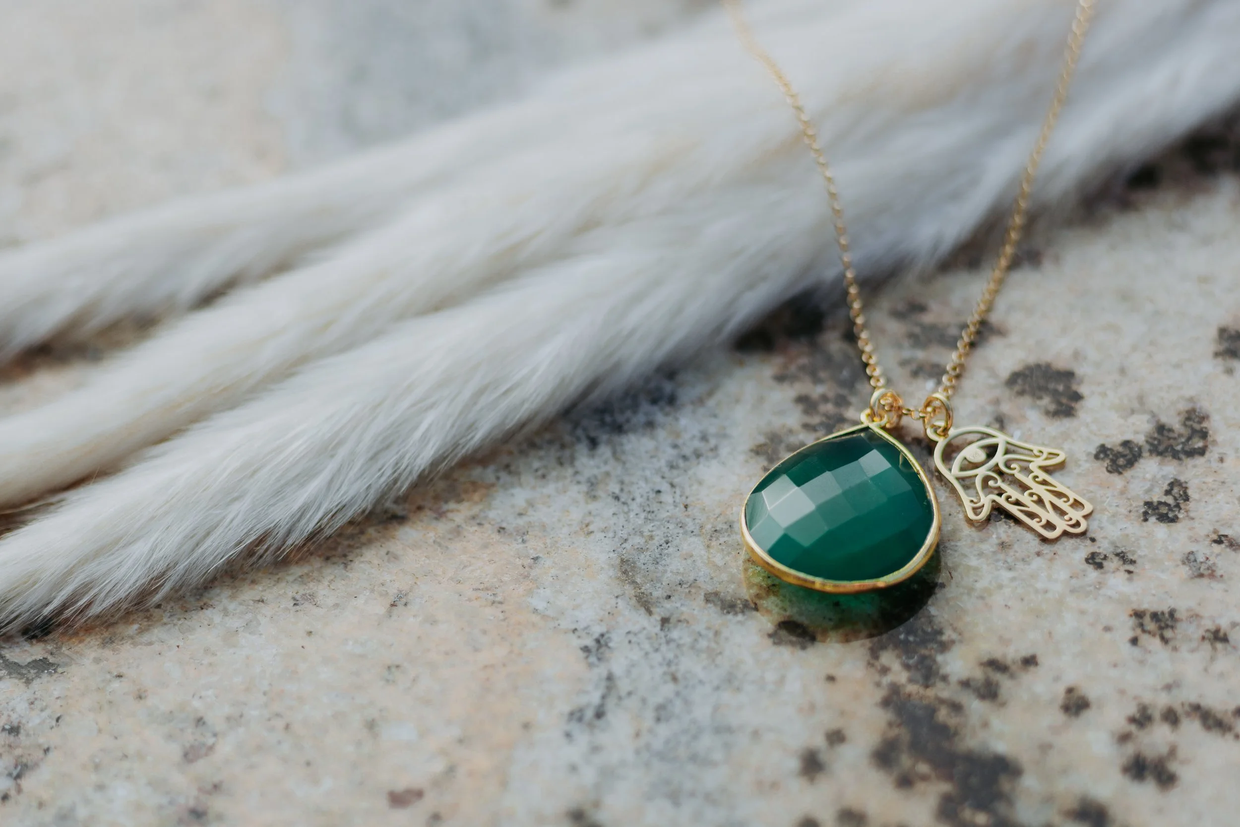 hamsa onyx.jpg