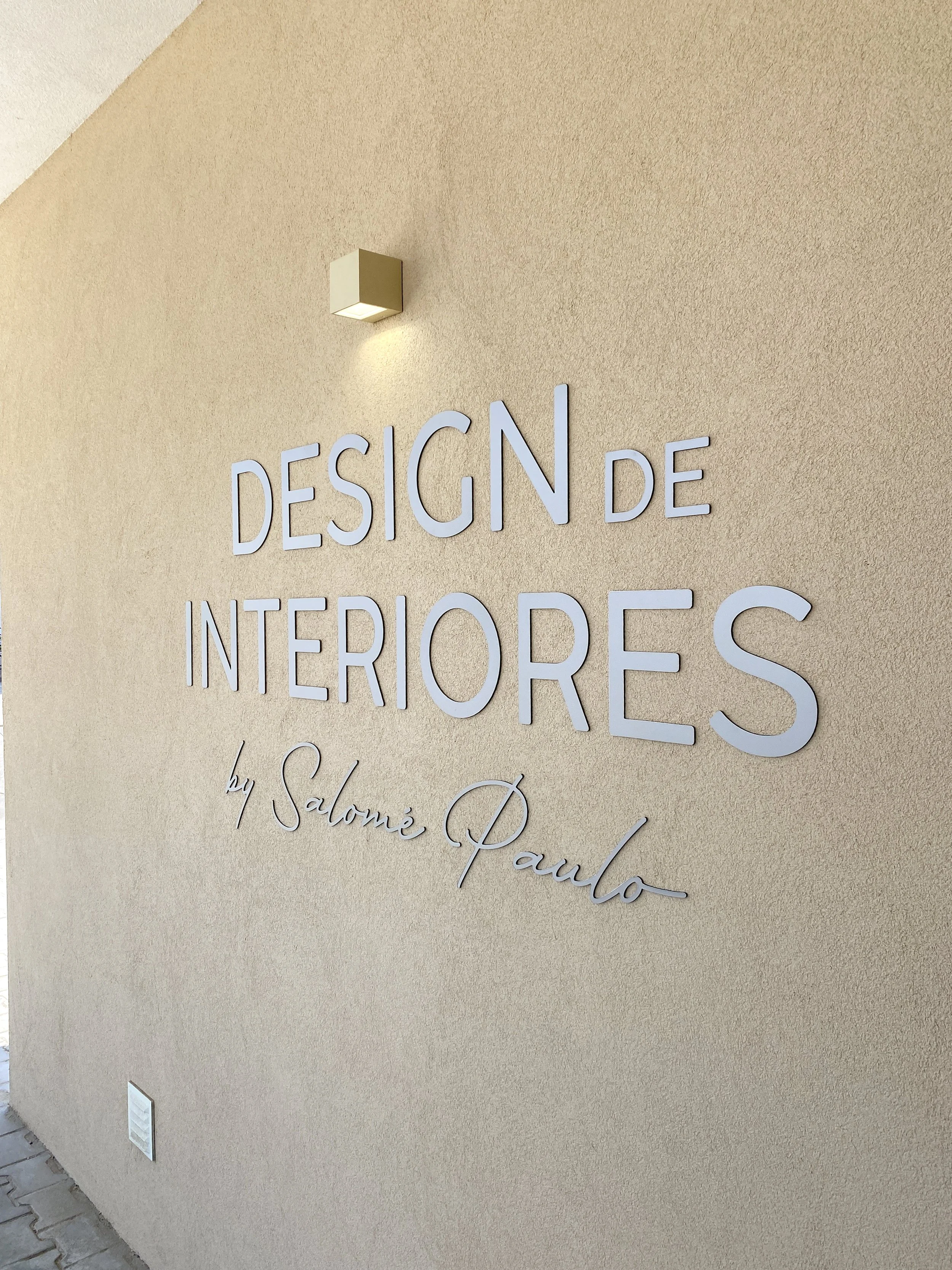 Lettering 3D em Alumínio - Difucasa