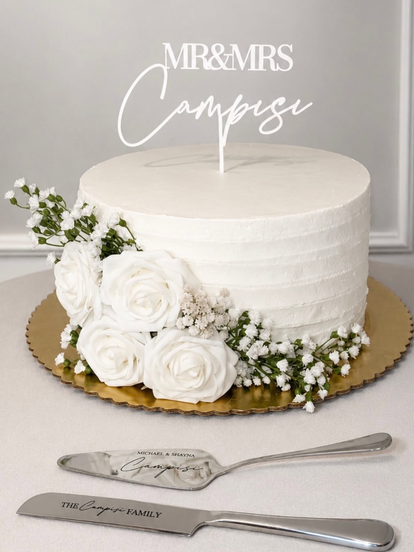 nonnies wedding cake.jpg