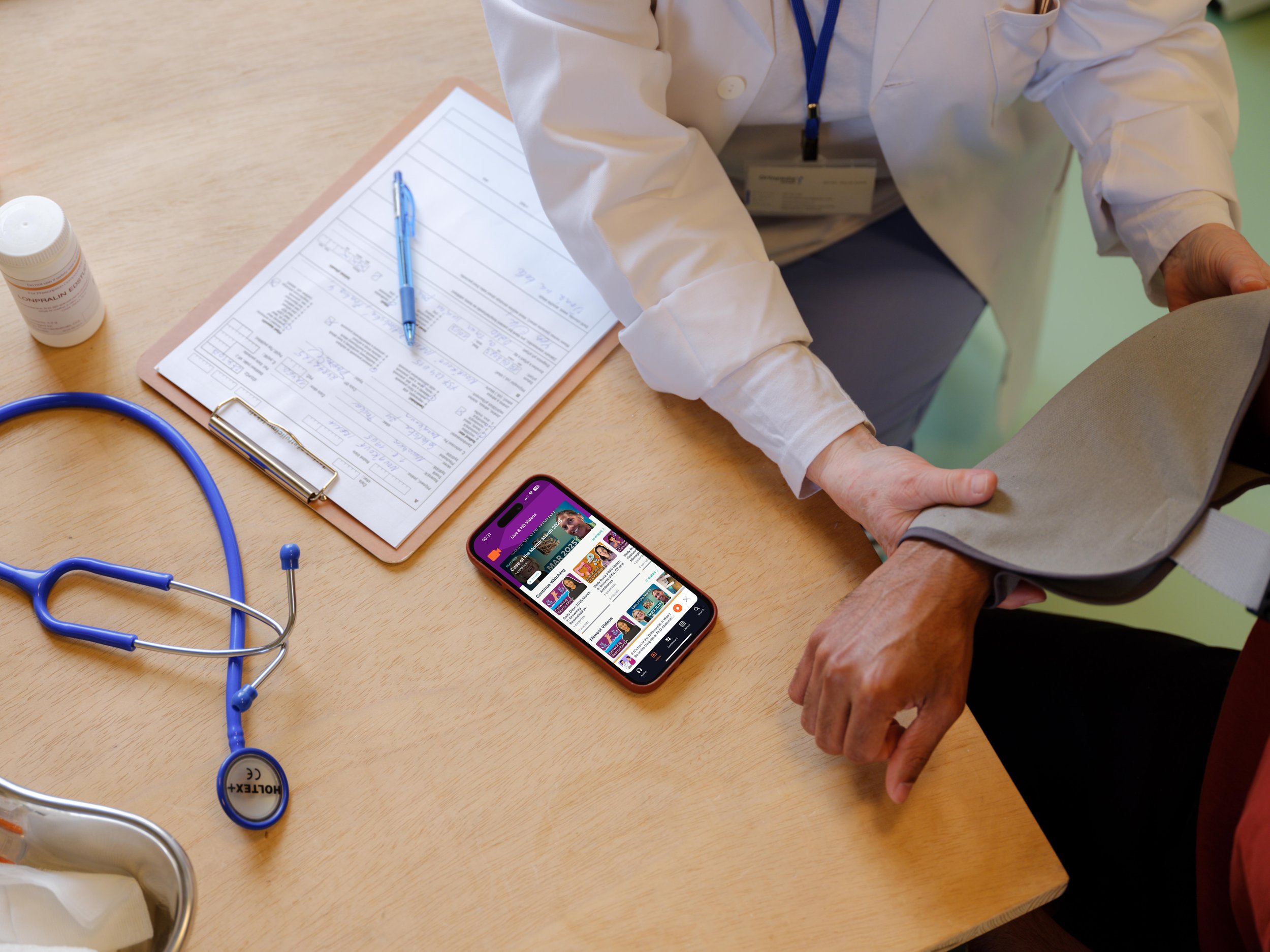 mockuuups-phone-mockup-in-doctors-office.jpeg
