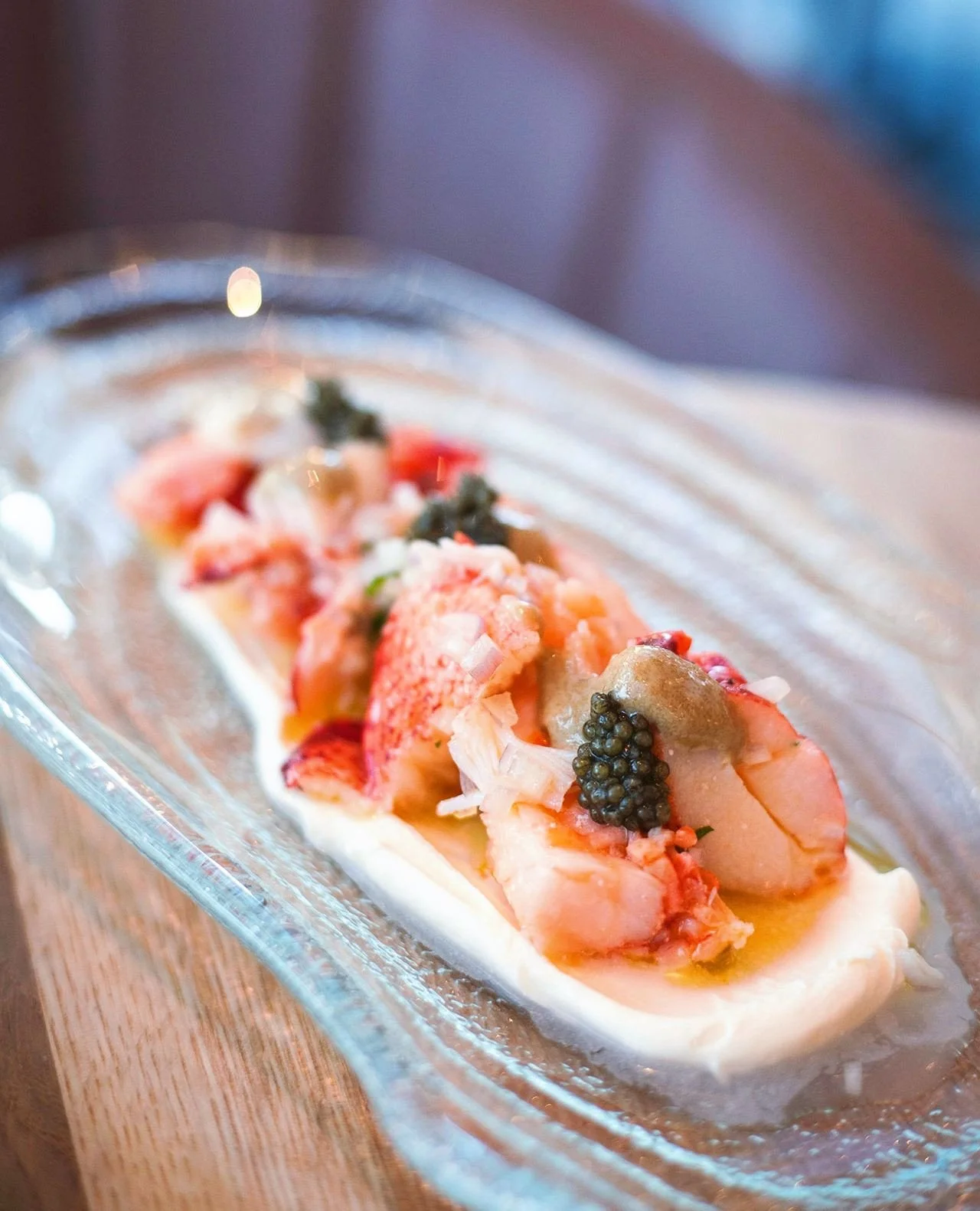 Bright, briny, and beautifully composed&mdash;both found in our "Raw &amp; Chilled" section:⁠
⁠
LOBSTER COCKTAIL⁠
bagna cauda, shallot, lemon, cr&egrave;me fra&icirc;che, osetra caviar⁠
⁠
HAMACHI CRUDO⁠
aged red wine vinegar, tomato, tarama