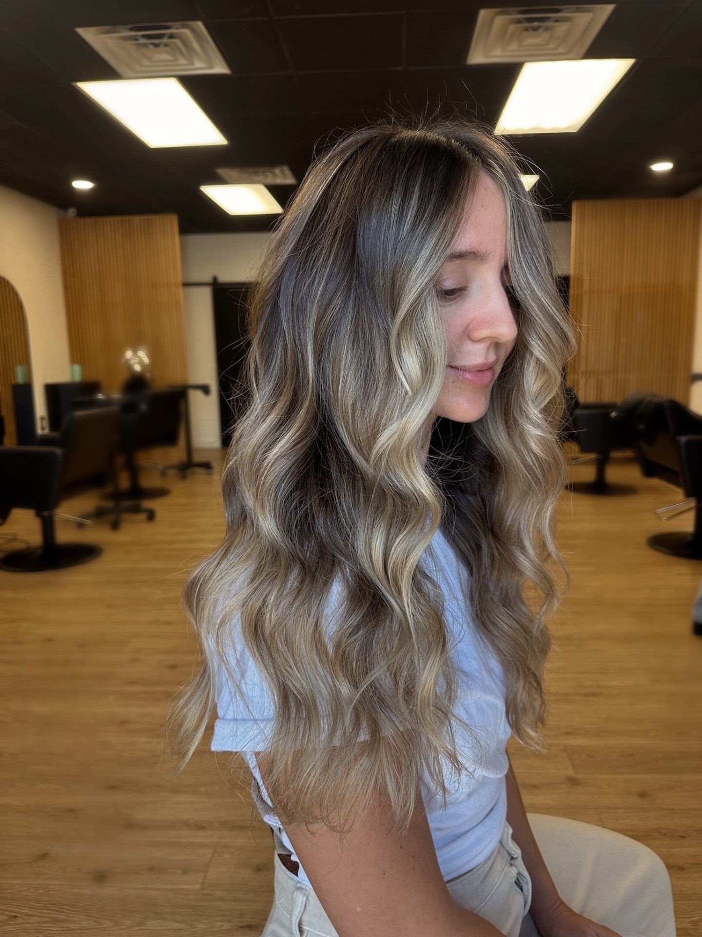 ANGELIC BLONDE

Your best hair awaits... @balayage.blonde

color and cut by Taira 

*
*
*
*
*
#saintpetesalon #bbsalonstpete #balayageblonde #Southtampasalon #blondespecialiststpete #colorspecialisttampa #srqsalon #srqblondespecialist #stpeteblondesa