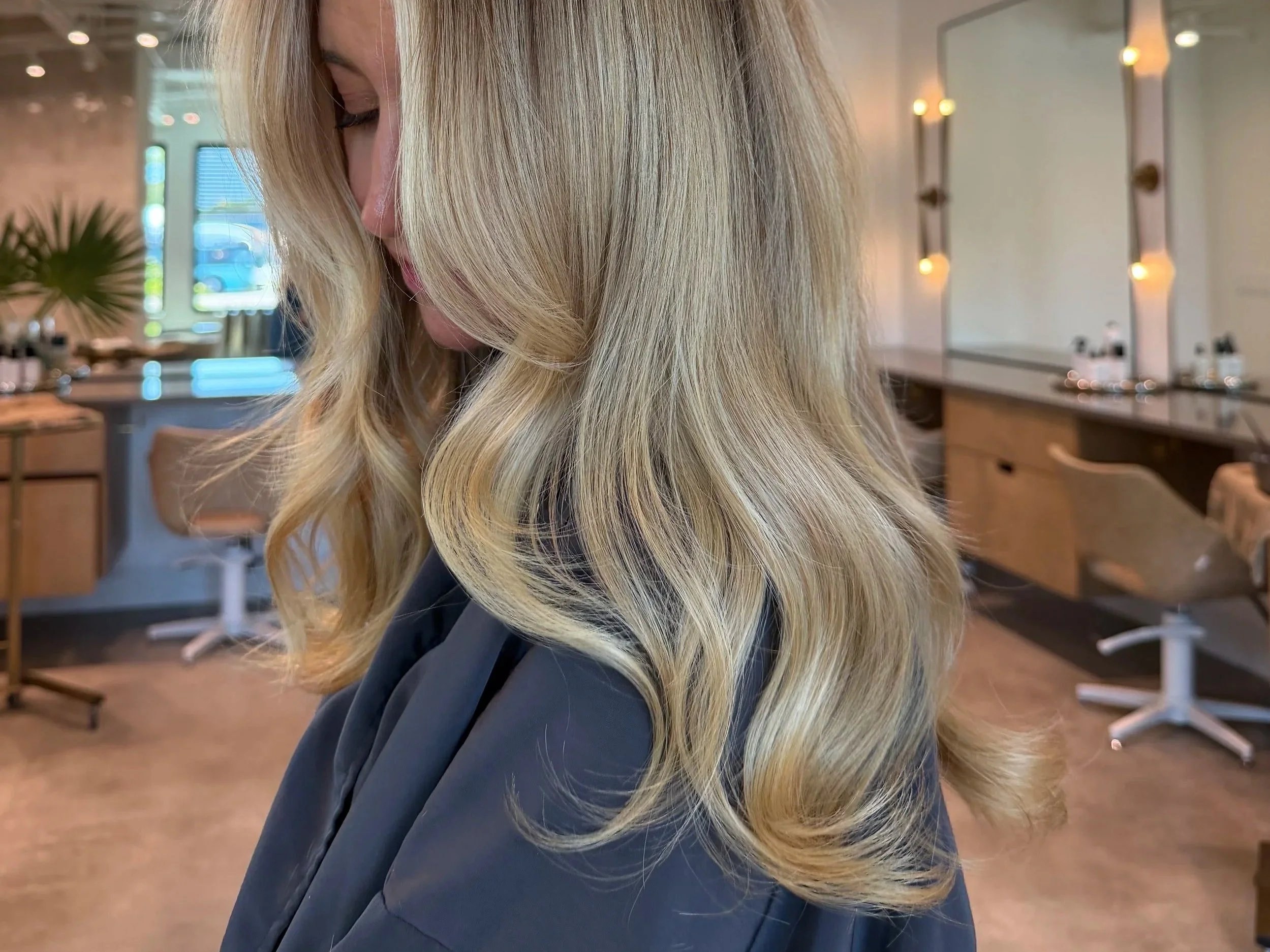 Best Blonde Specliast Tampa, best hair salon Tampa Bay, best balayage and blonding salon, Best melted hair color St Pete
