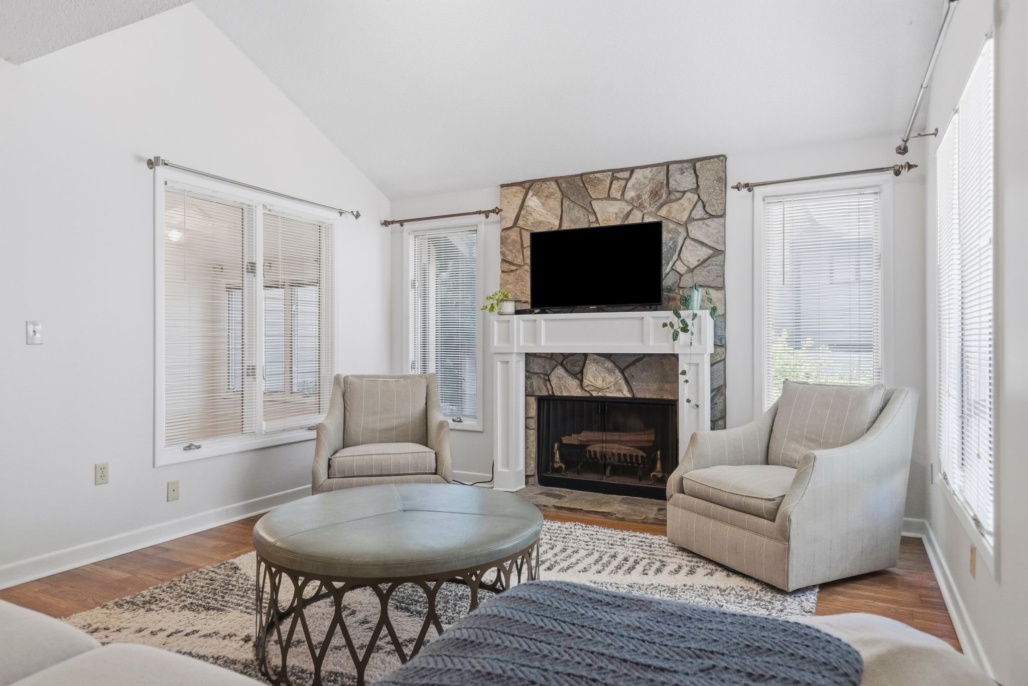 417-sparrow-hawk-ct-greer-sc-chapter-vine-realty-photo-35.jpg
