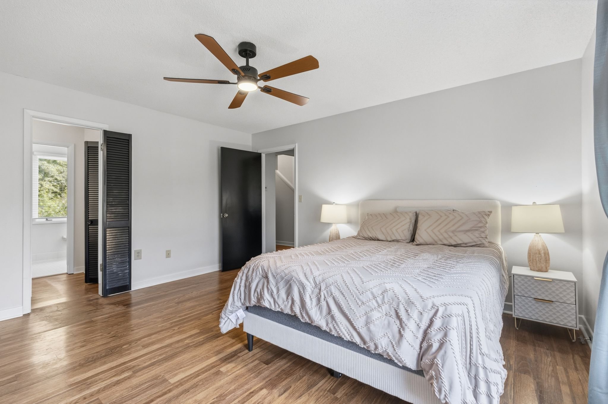 417-sparrow-hawk-ct-greer-sc-chapter-vine-realty-photo-07.jpg