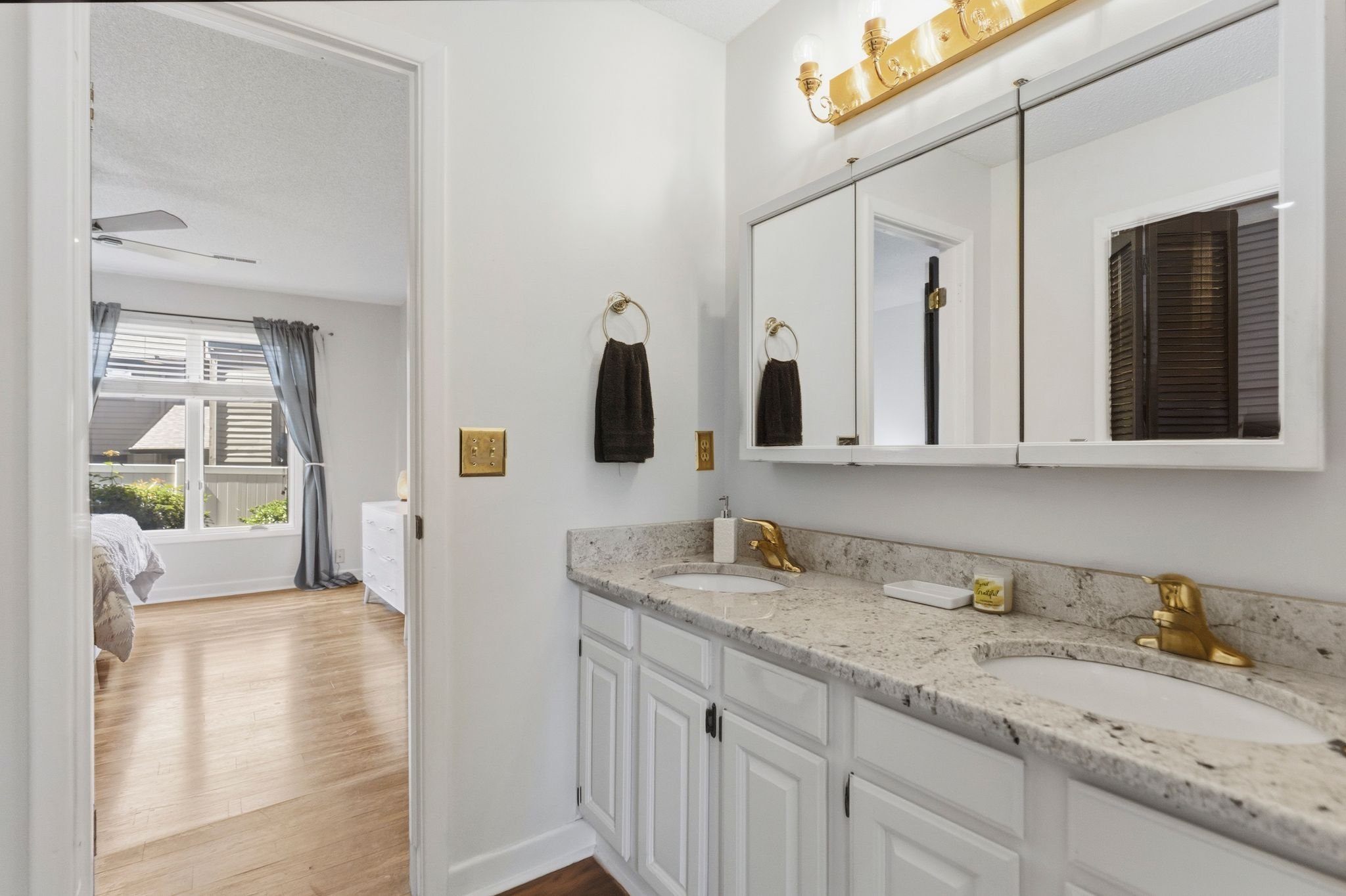 417-sparrow-hawk-ct-greer-sc-chapter-vine-realty-photo-11.jpg
