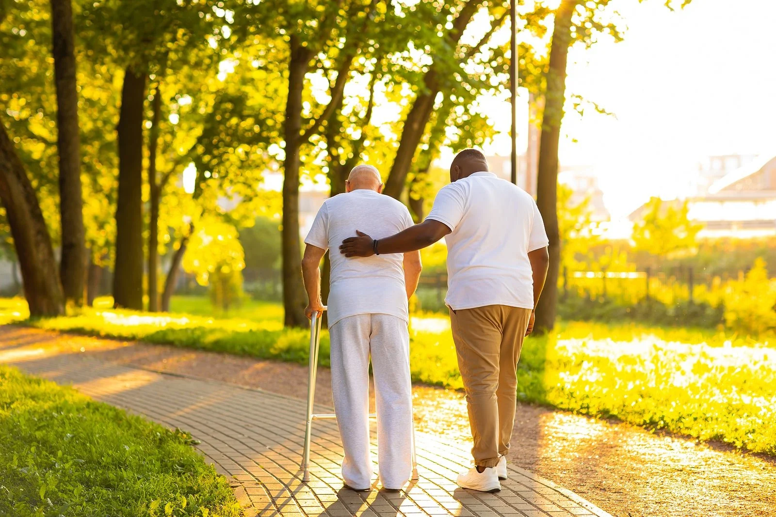 June Senior Wellness Guide: Staying Safe and Healthy This Summer