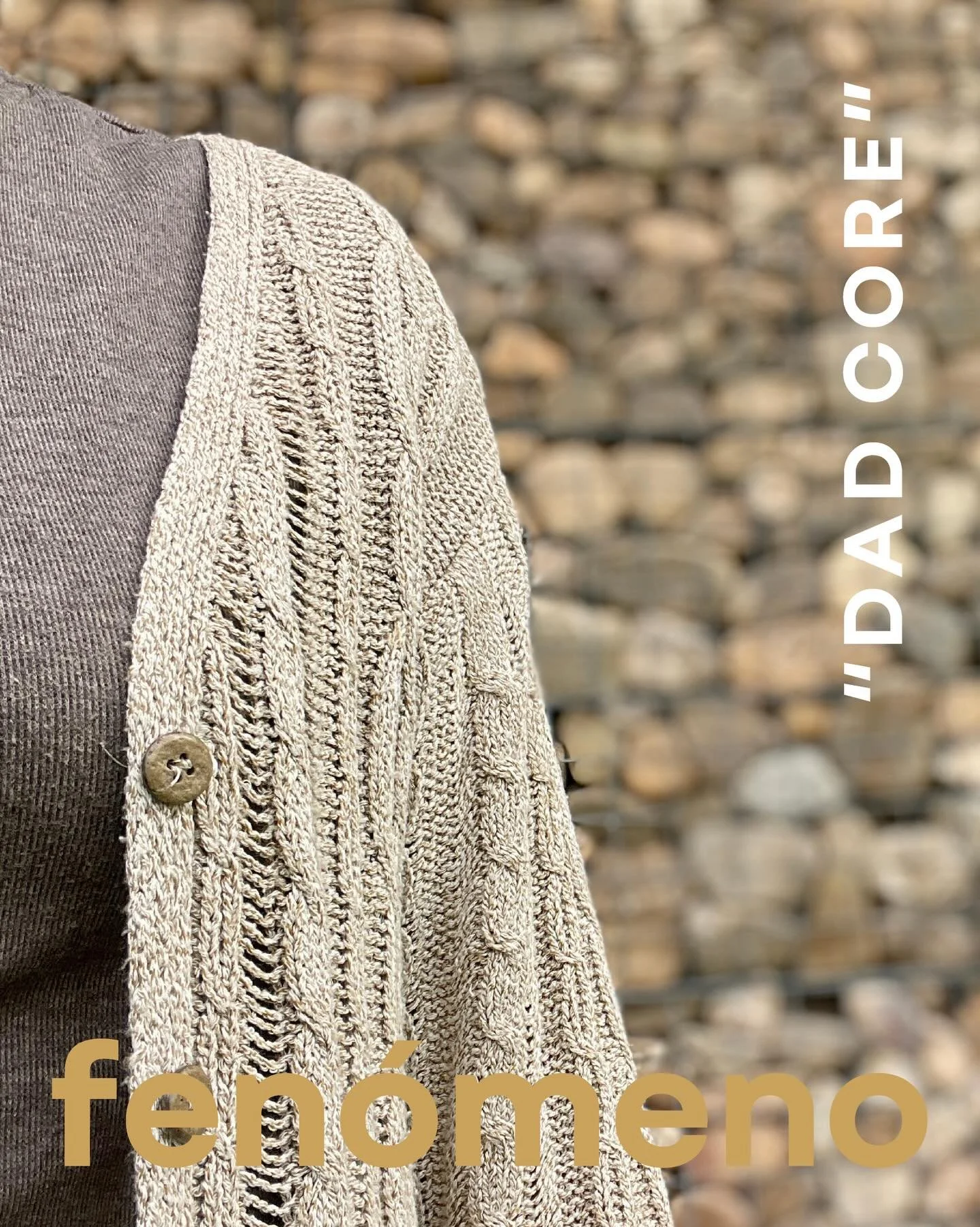 S&iacute;, esta soy yo con la &ldquo;chaqueta de la abuela&rdquo;.

Hoy he descubierto una palabra nueva:&ldquo;DAD CORE&rdquo;.
No ten&iacute;a ni idea de que eso que estaba viendo &uacute;ltimamente &mdash;gente recuperando ropa de sus padres o de 