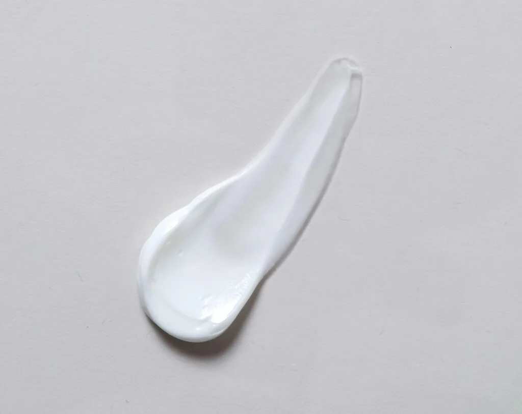 Hydrating_Moisturizer_Smear-1024x813.jpg