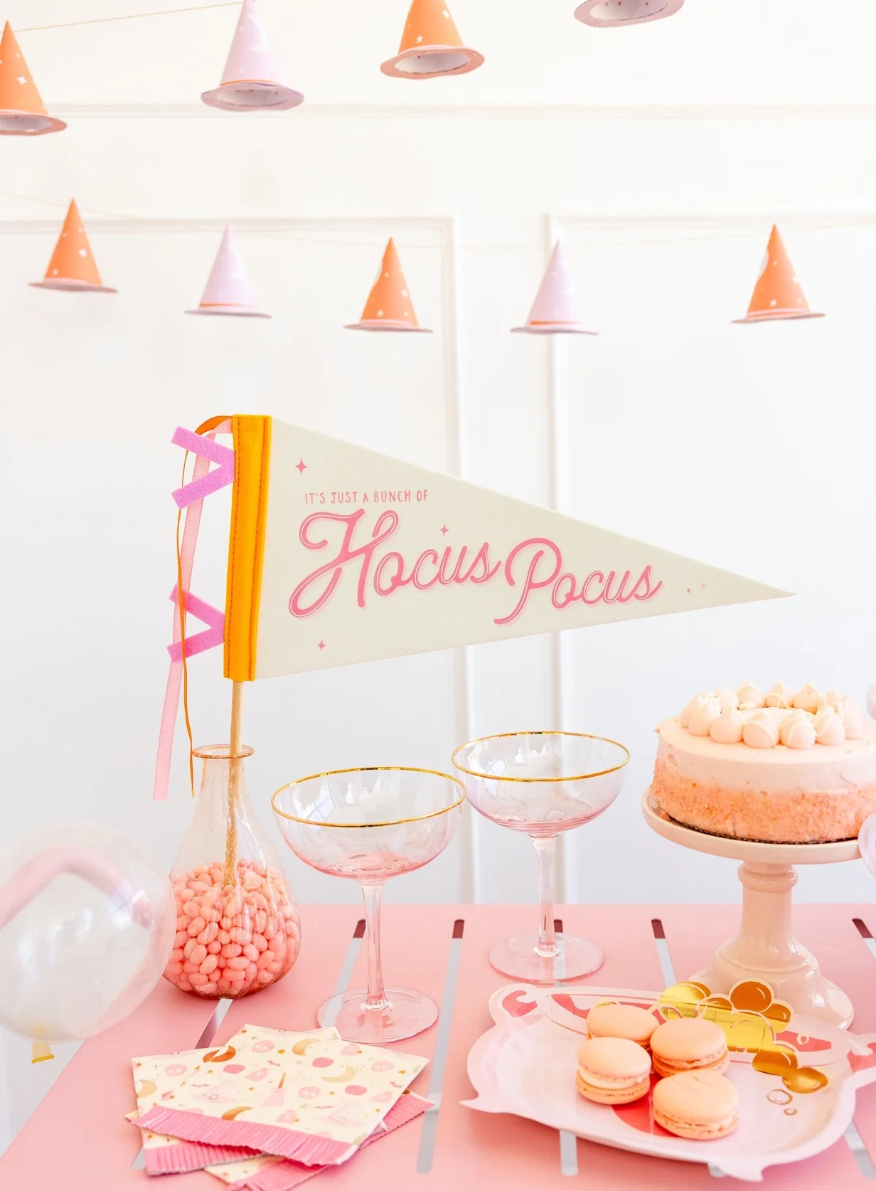 Hocus Pocus Pennant 1.webp