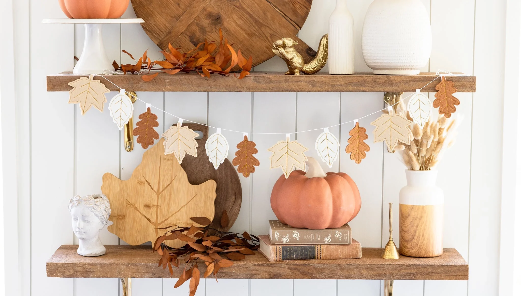 Leaf Banner 2.webp