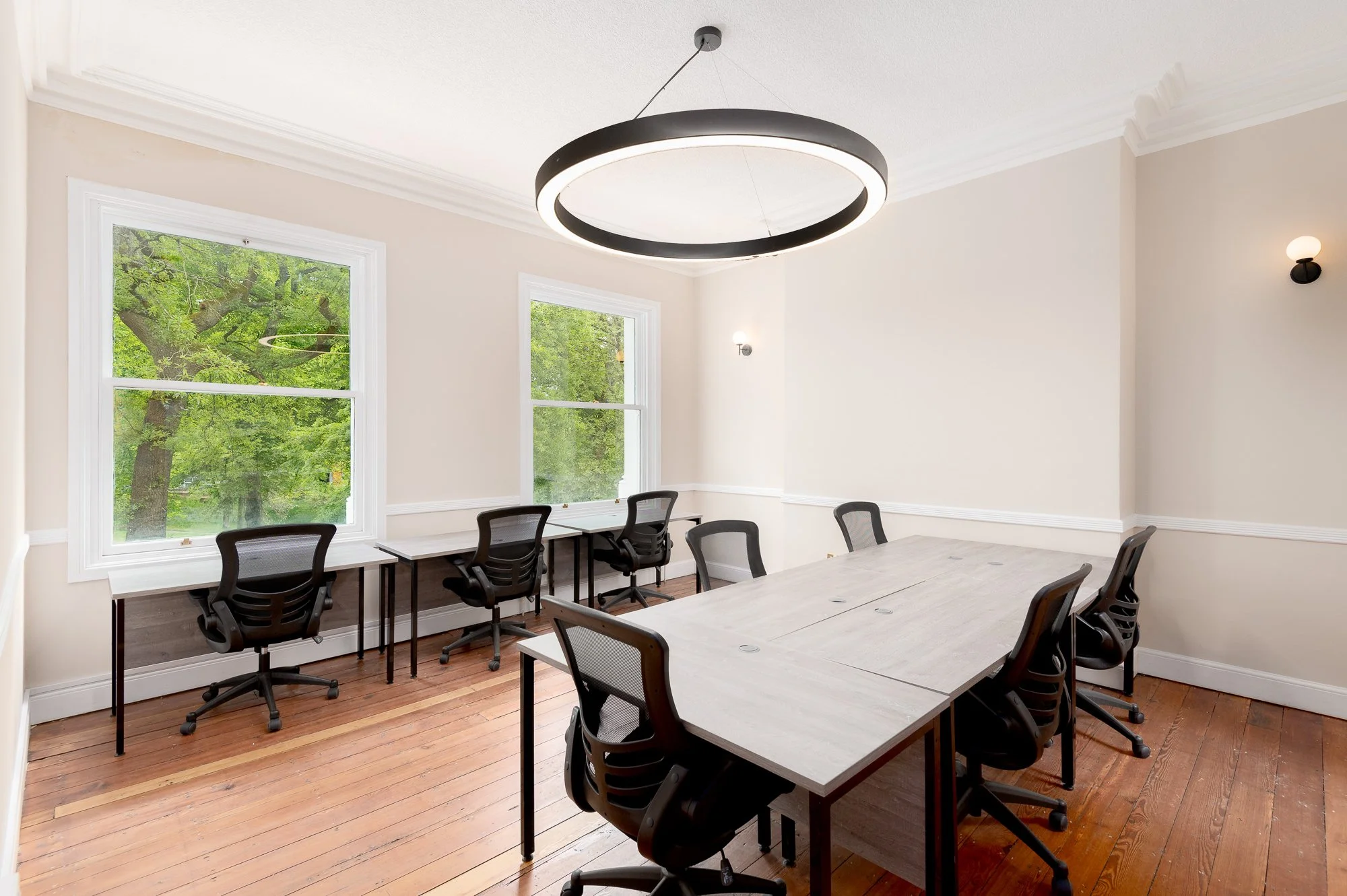 Office 2.4-01-Web.jpg