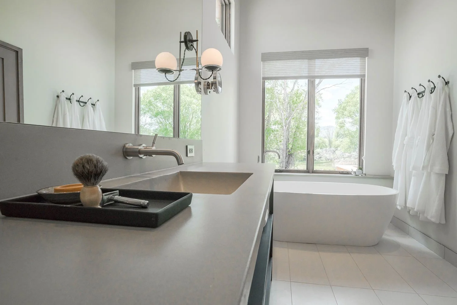 Amenities — Madison Double R