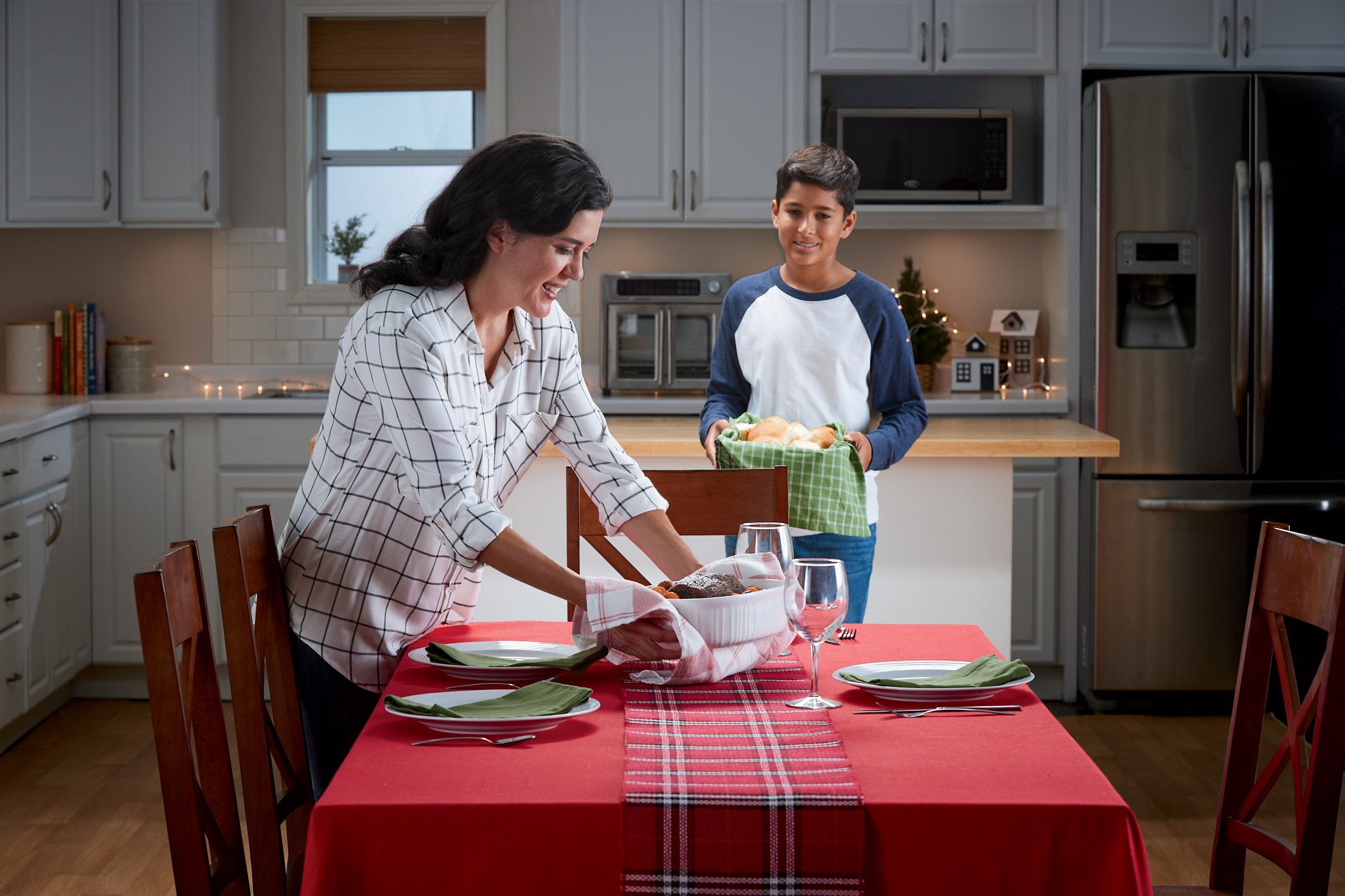 fht_holiday2022_brandshoot_dining_1-196.jpg