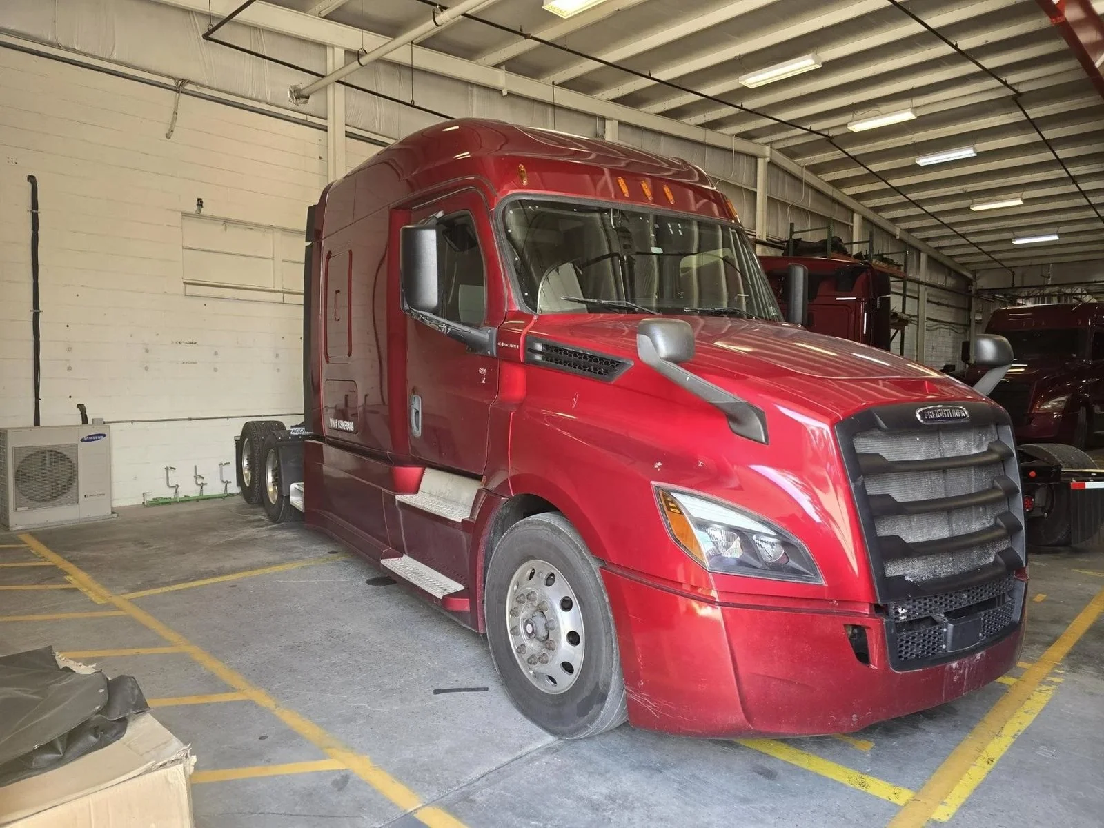 freightliner_cascadia_red.jpg