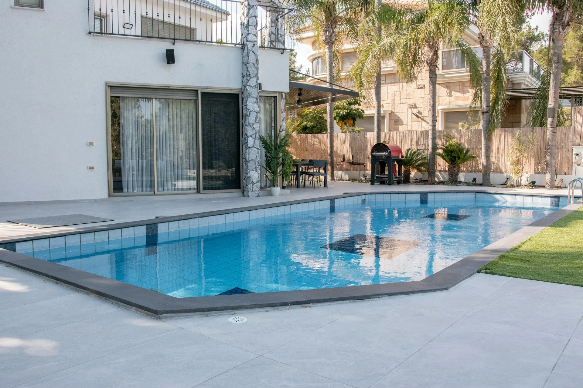Winter Pool Problems to Watch For
