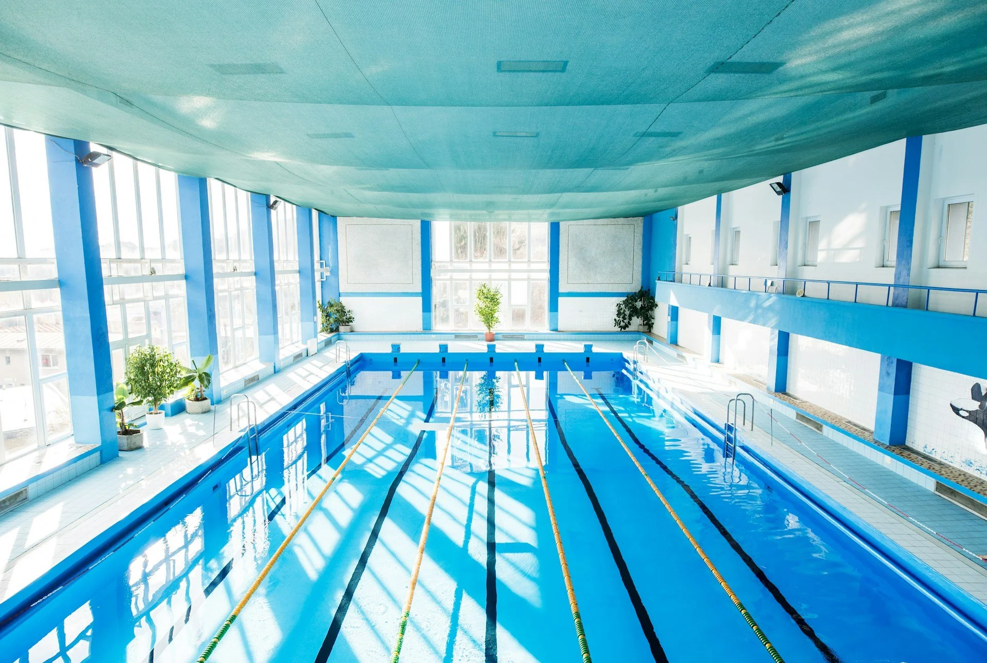 Maintaining Your Commercial Pool in Winter