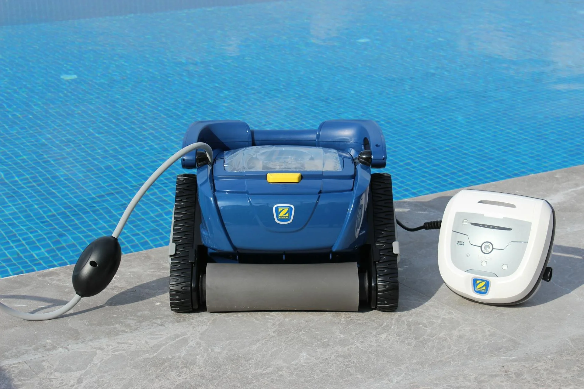 Why Inground Pool Cleaner Choices Matter as Spring Nears