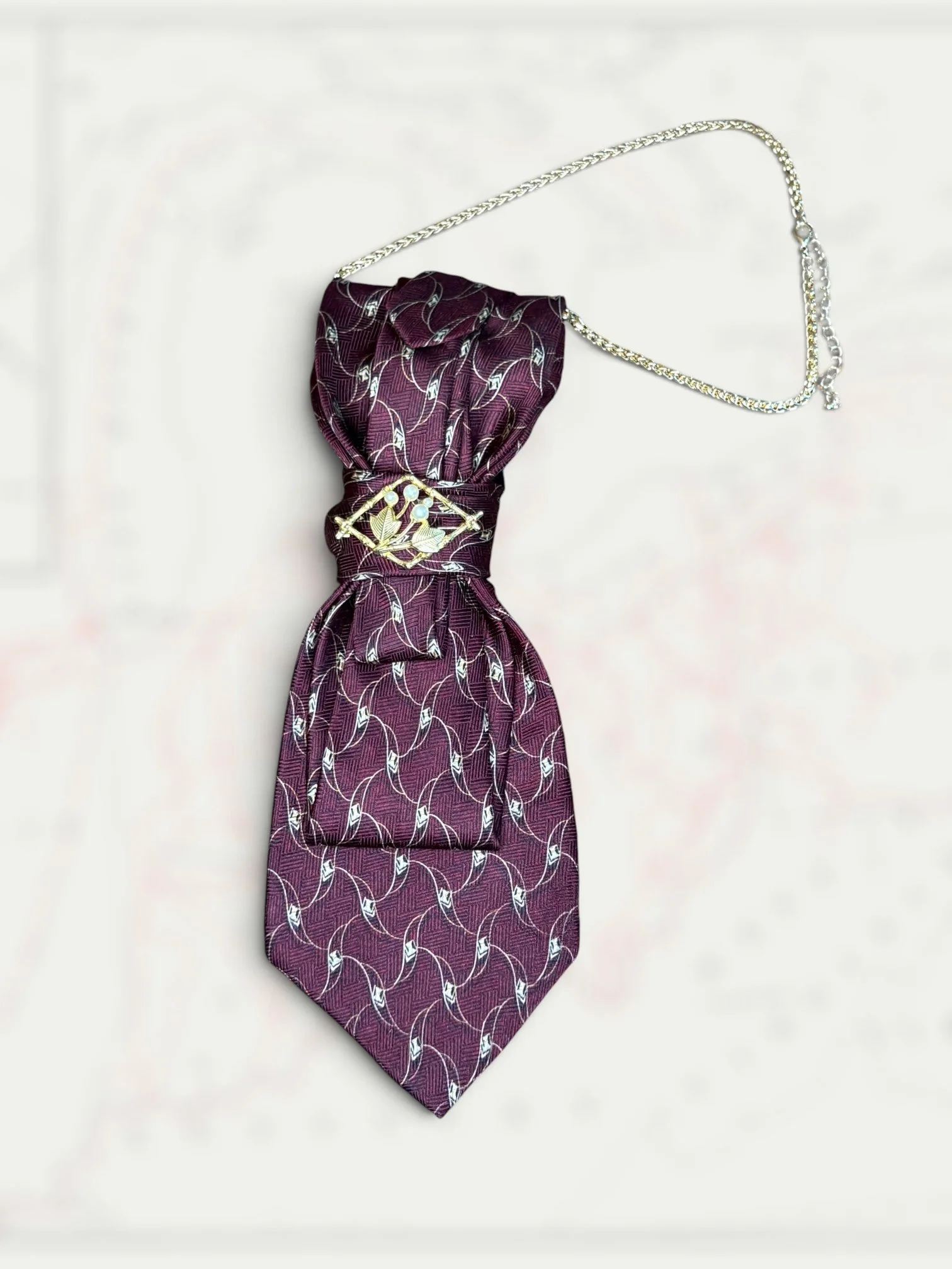 VTG Bill Blass Necklace Tie