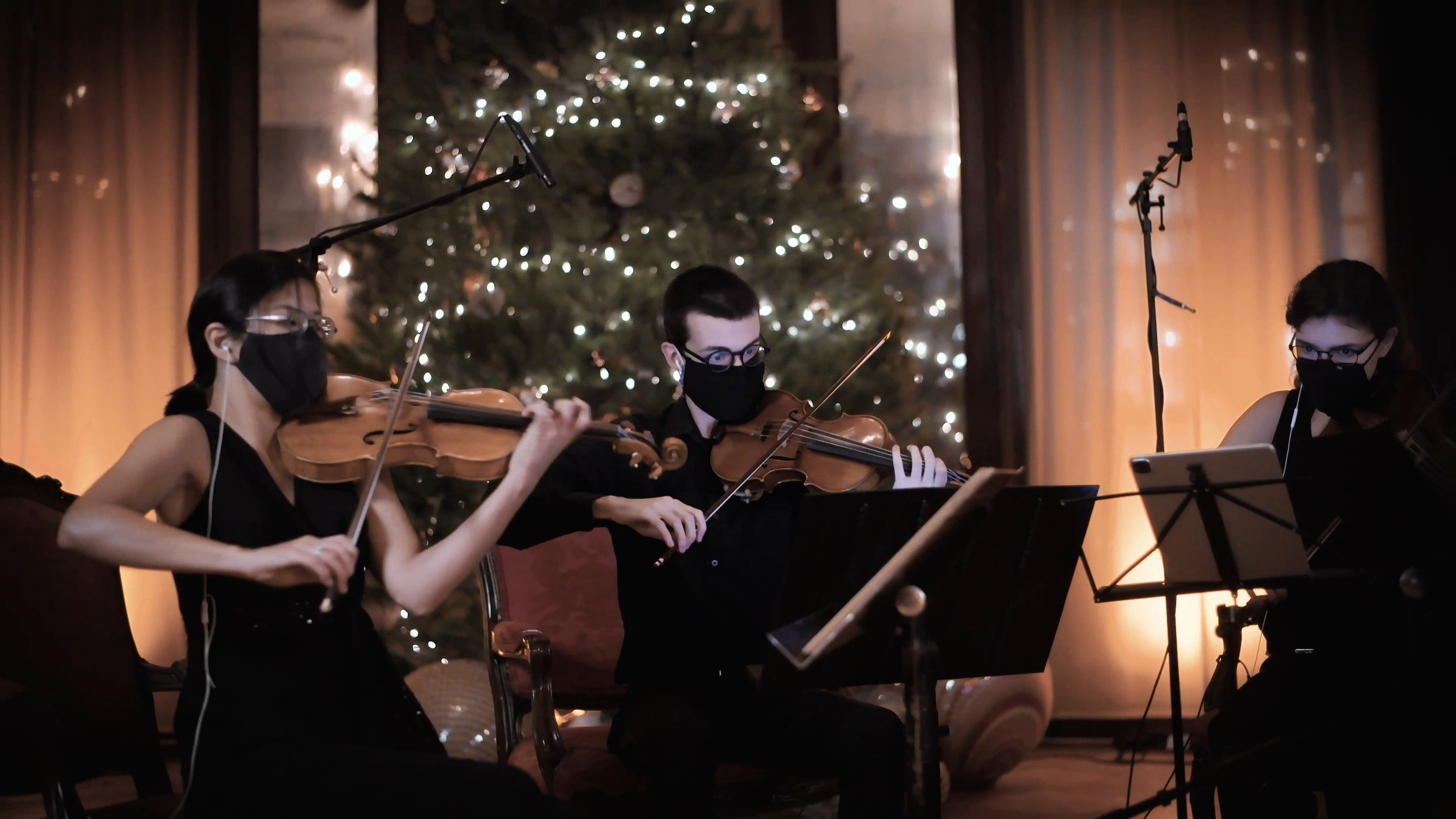 ChristmasCarol_05.jpg