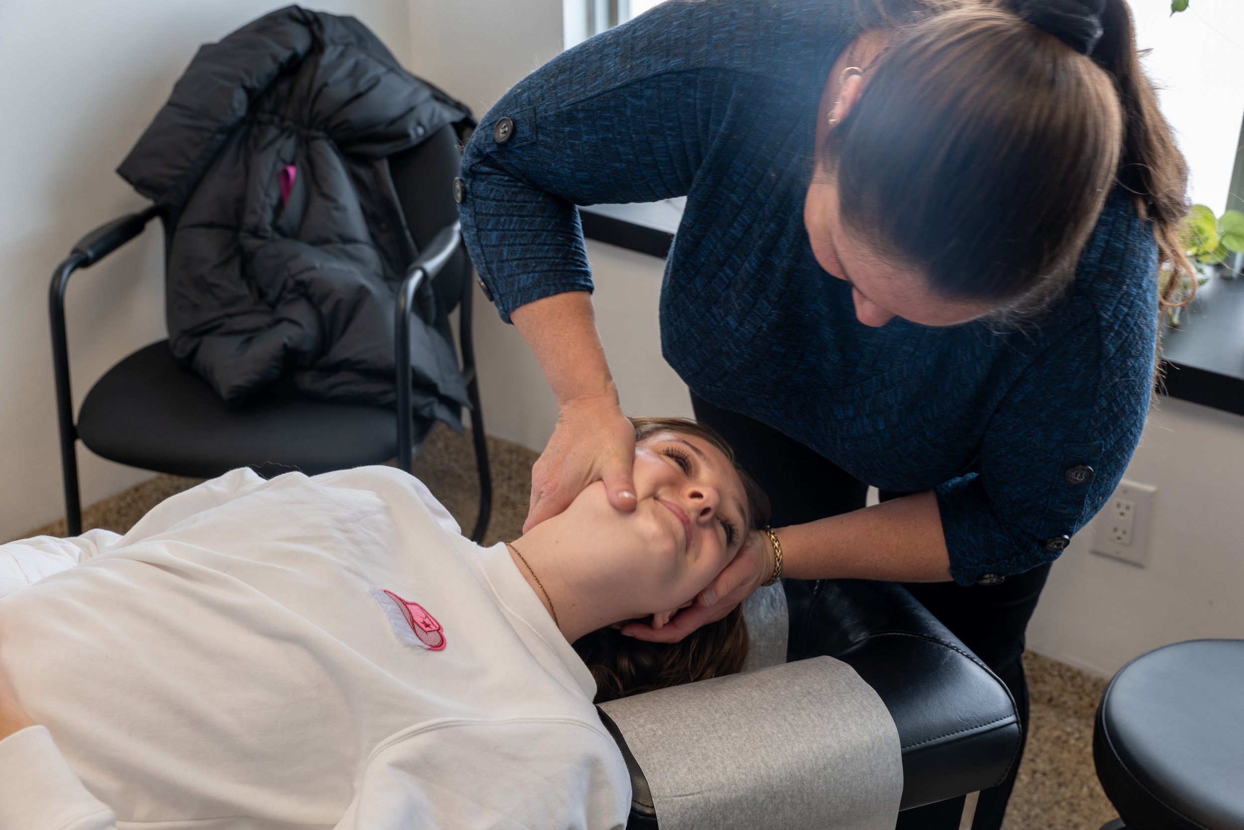 Cormack Chiropractic Care Peterborough Ontario, Chiropractic Care, DR KELLY