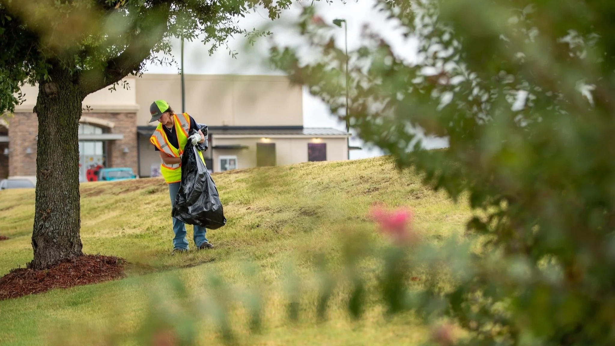 Owasso neighborhood initiative cleans city streets to boost local economy