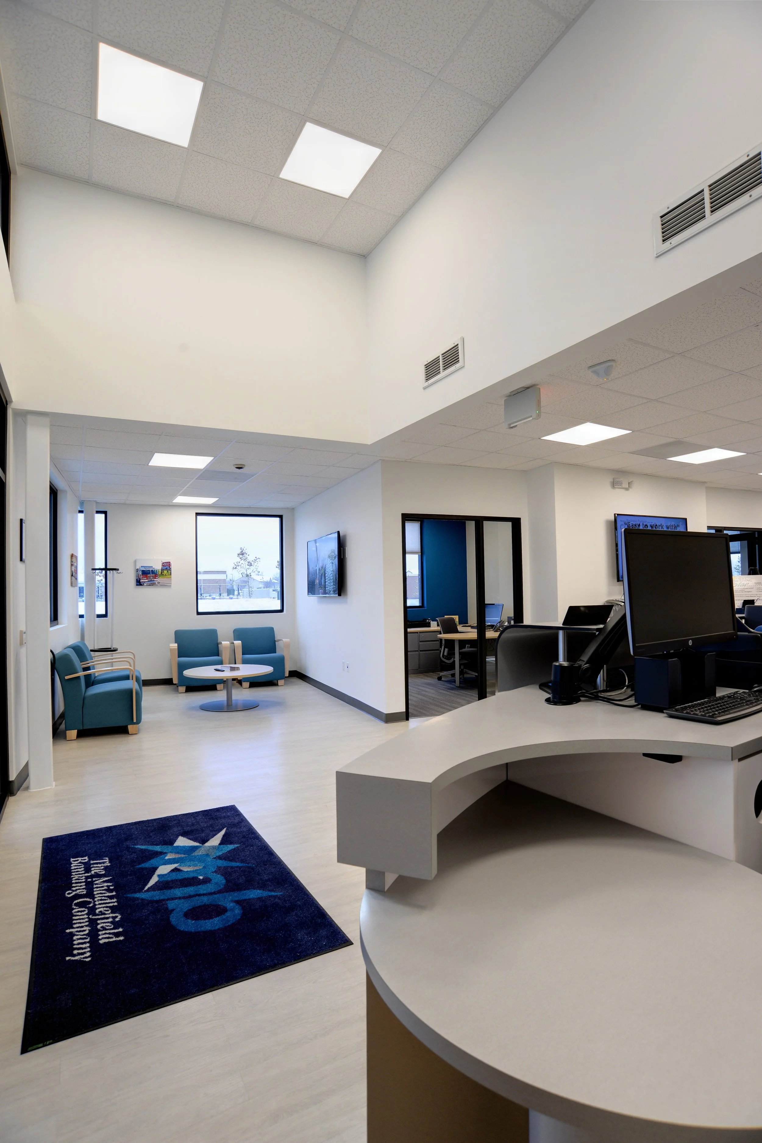 GM2_6961_59_60 E TO USE.jpg