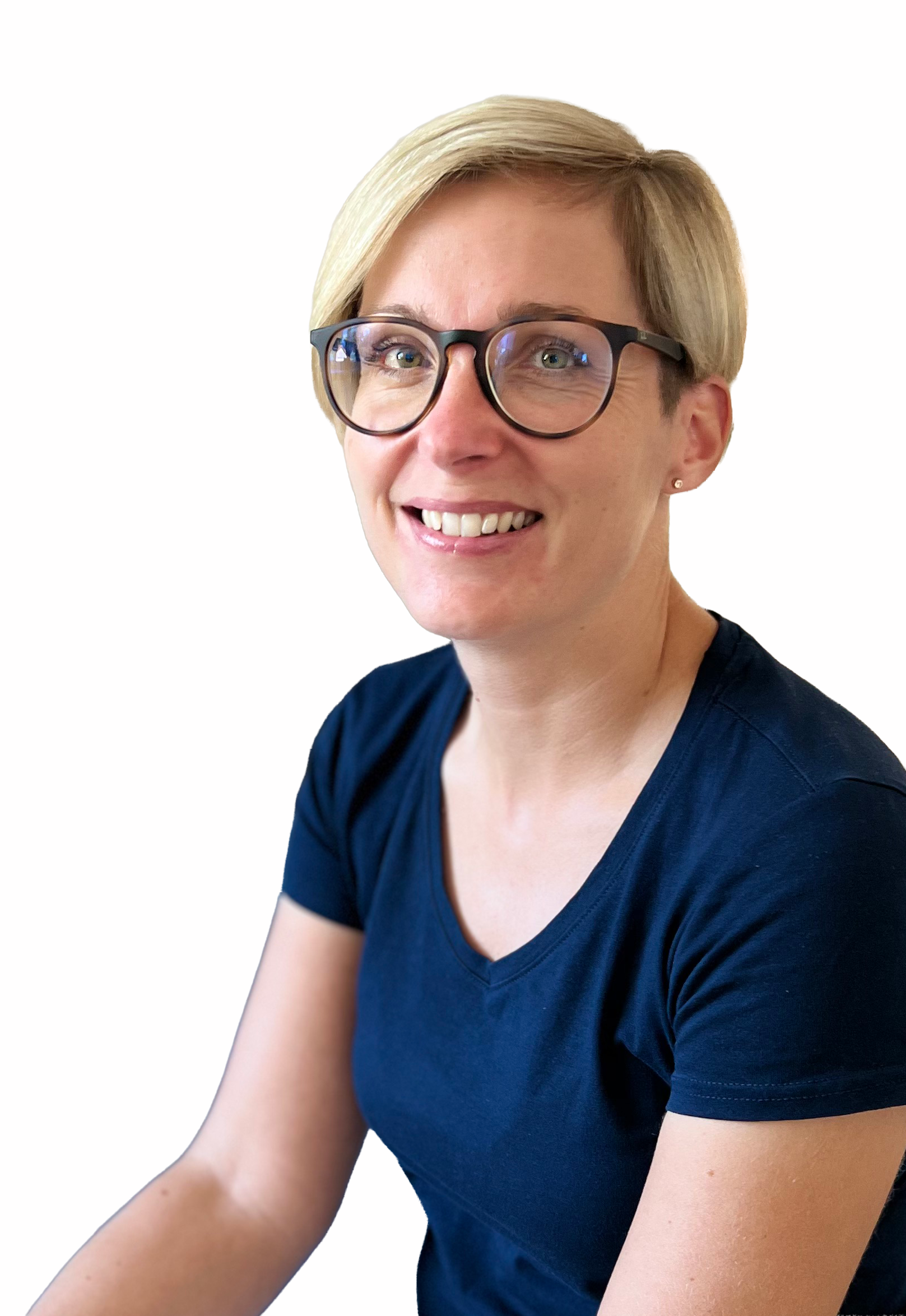 Betti-Portrait-white.png