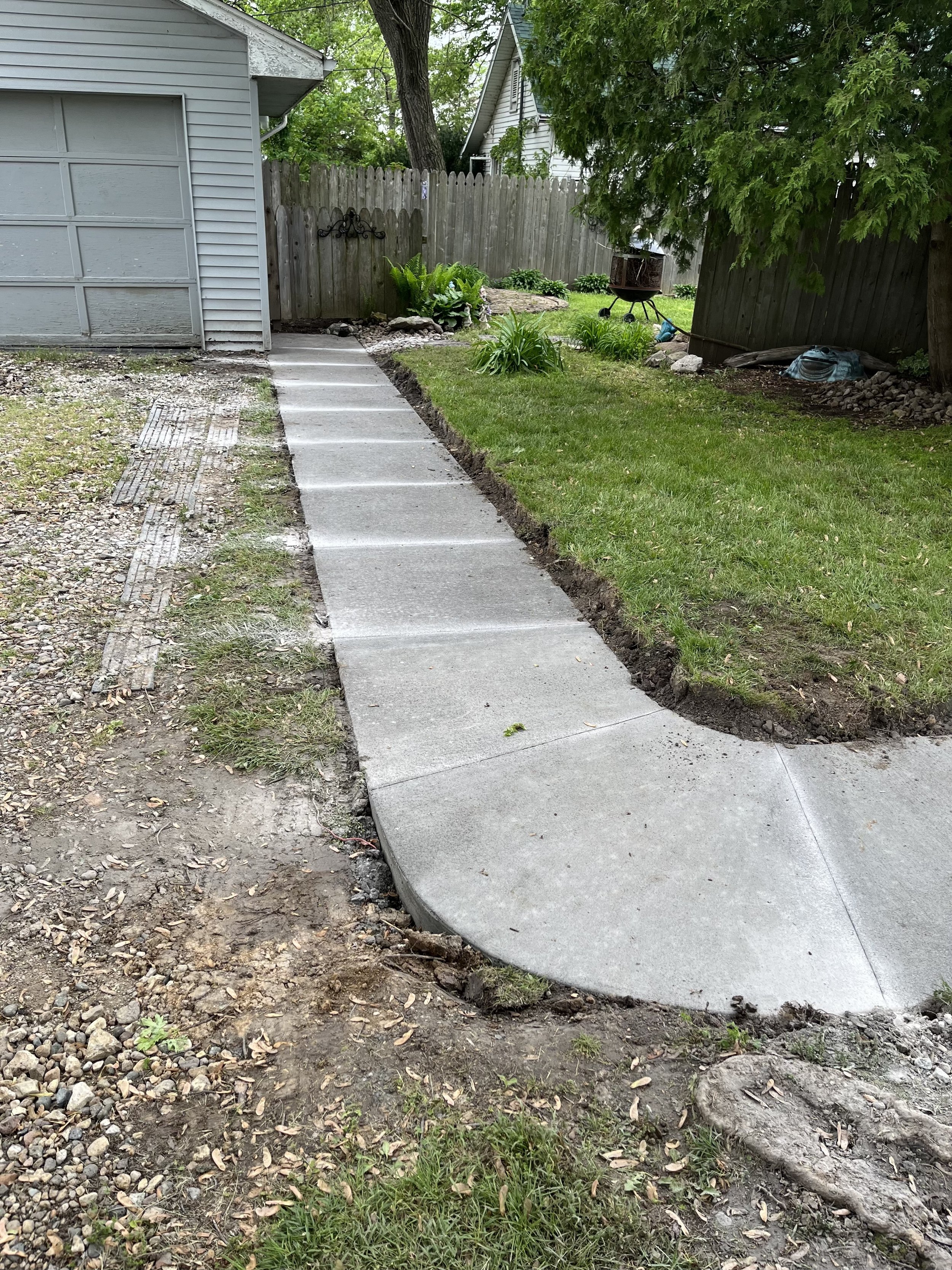 RTG Construction - Concrete - Sidewalk.jpeg