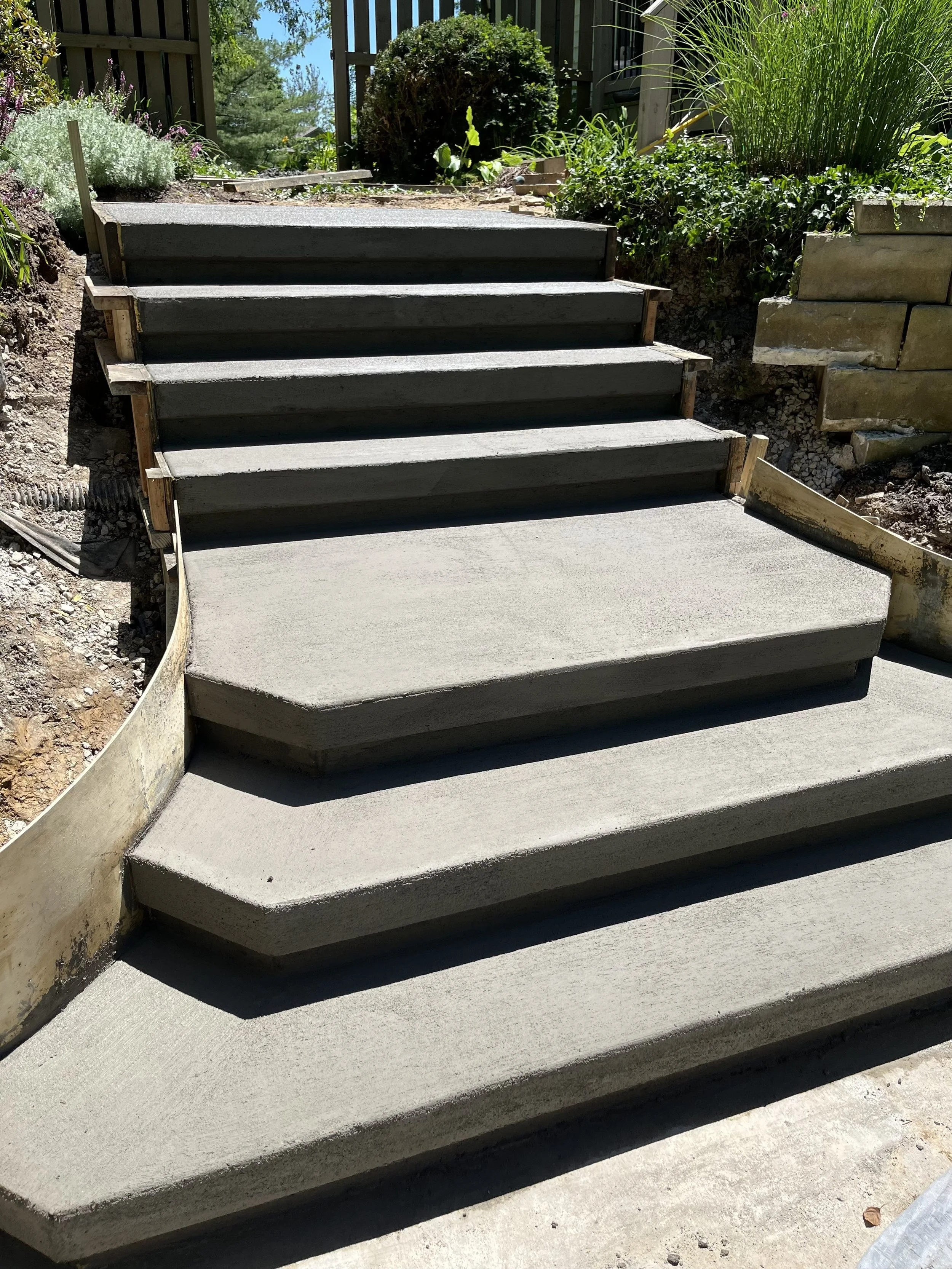 RTG Construction - Concrete - Stairs.jpeg