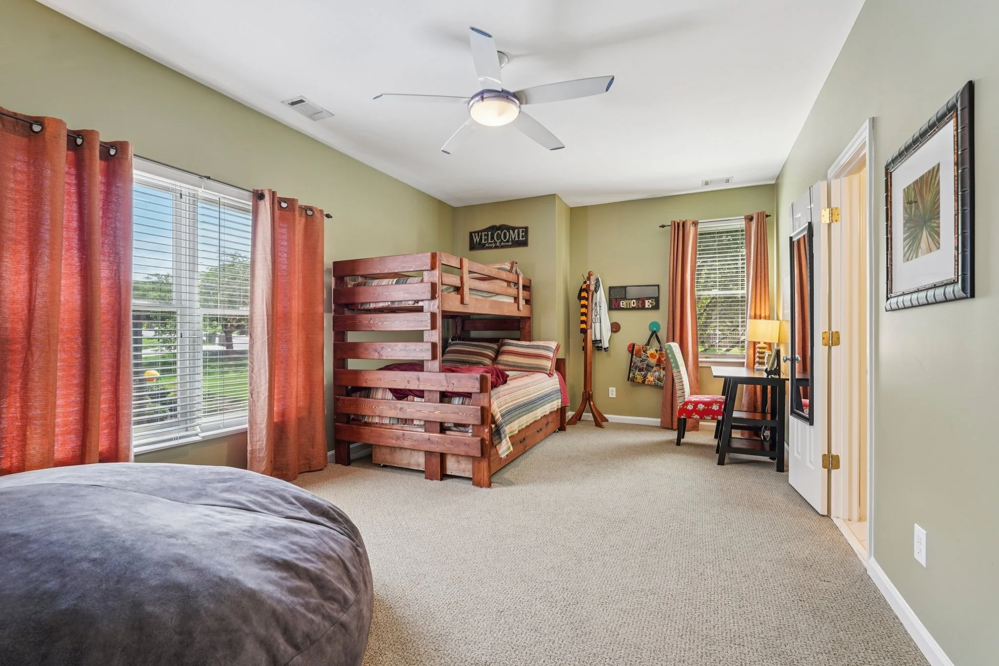 39-web-or-mls-Horizon Ct-S1107-039.jpg