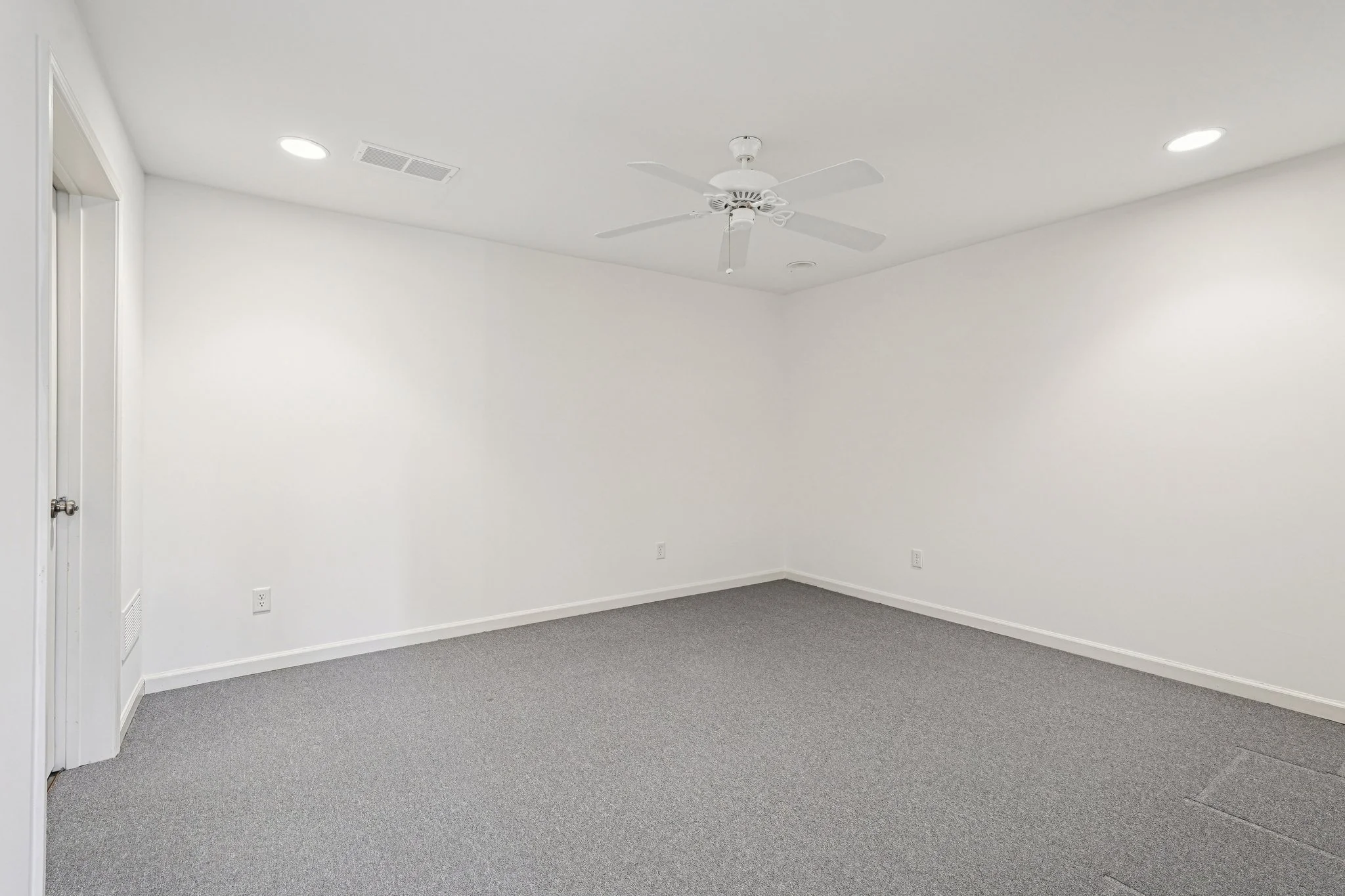 62-web-or-mls-Old Oak Trce-S1601-062.jpg