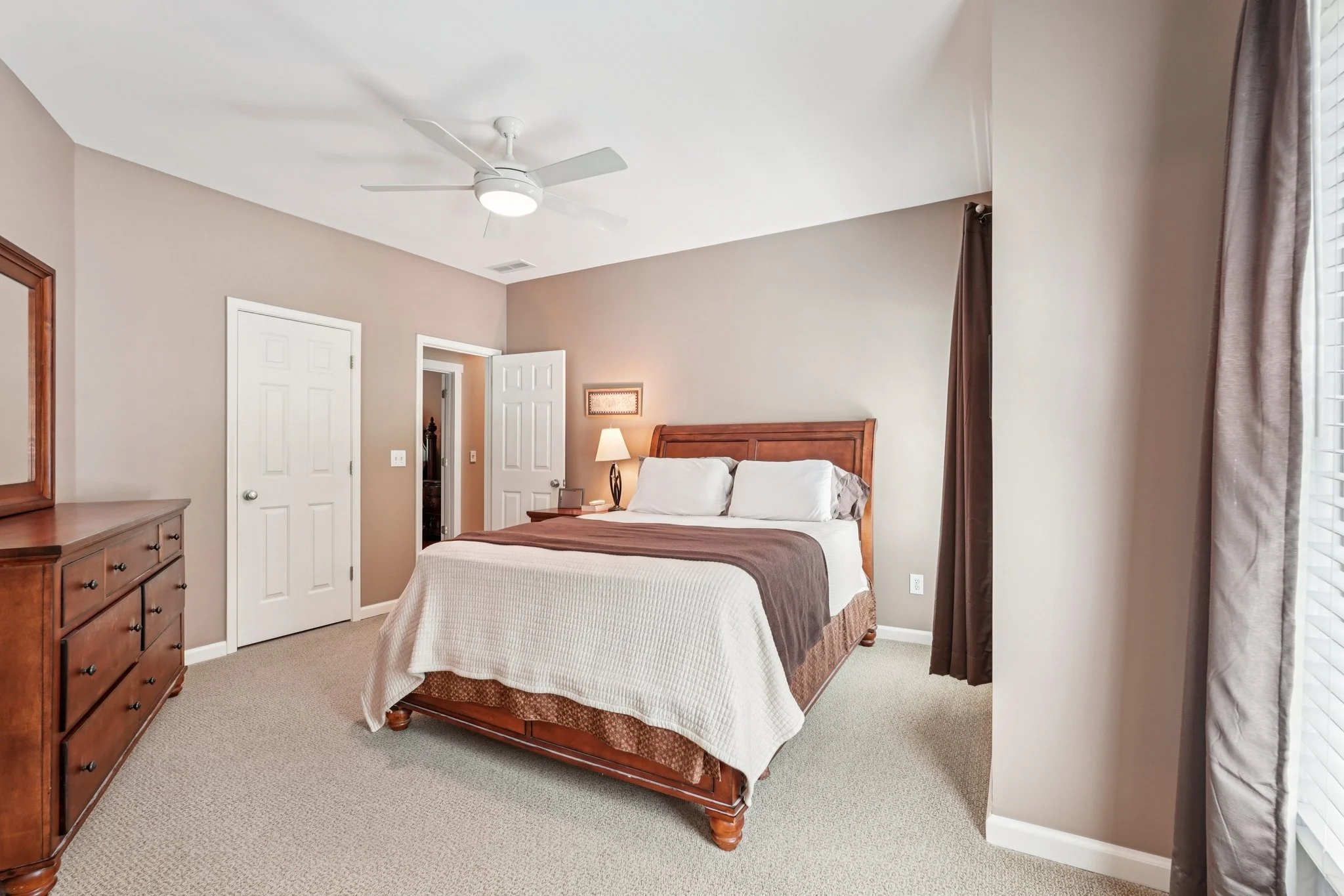 48-web-or-mls-Horizon Ct-S1107-048.jpg