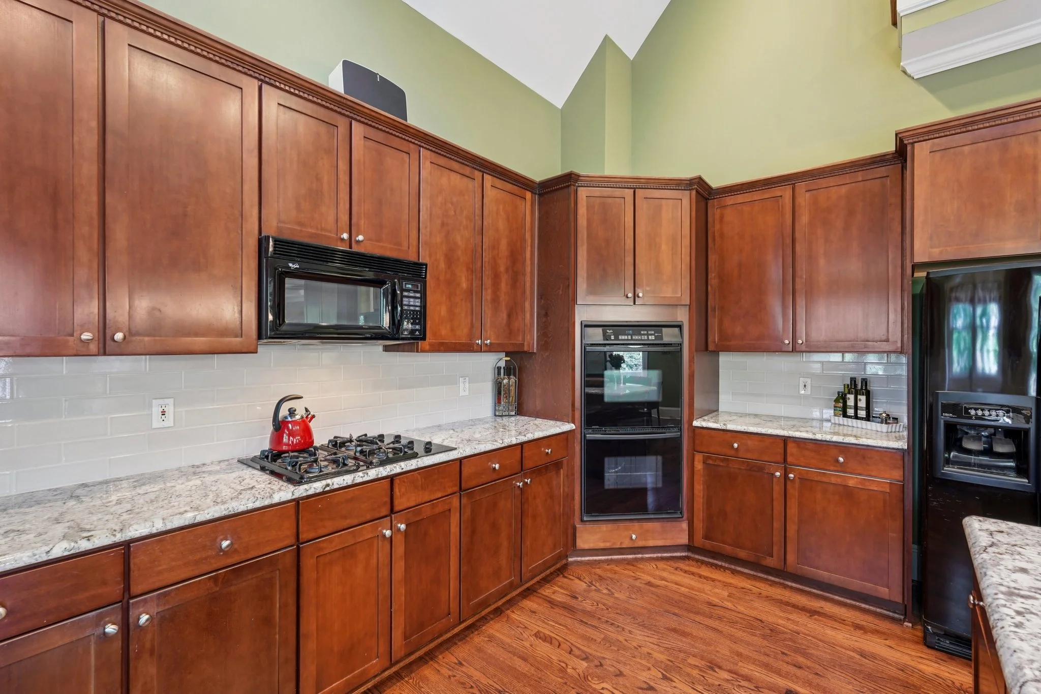 32-web-or-mls-Horizon Ct-S1107-032.jpg