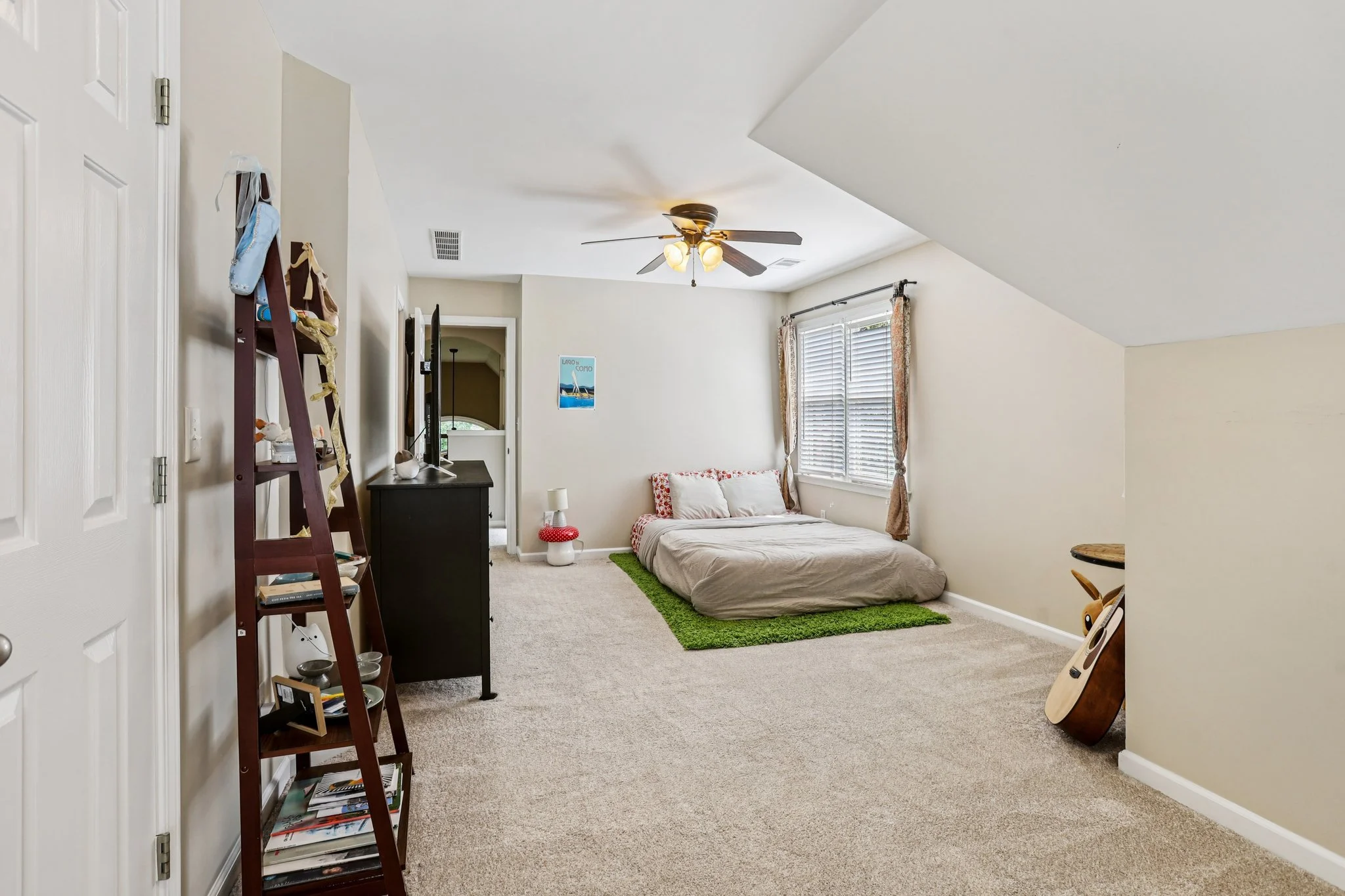 54-web-or-mls-Homestead Ridge Dr-S2908-054.jpg