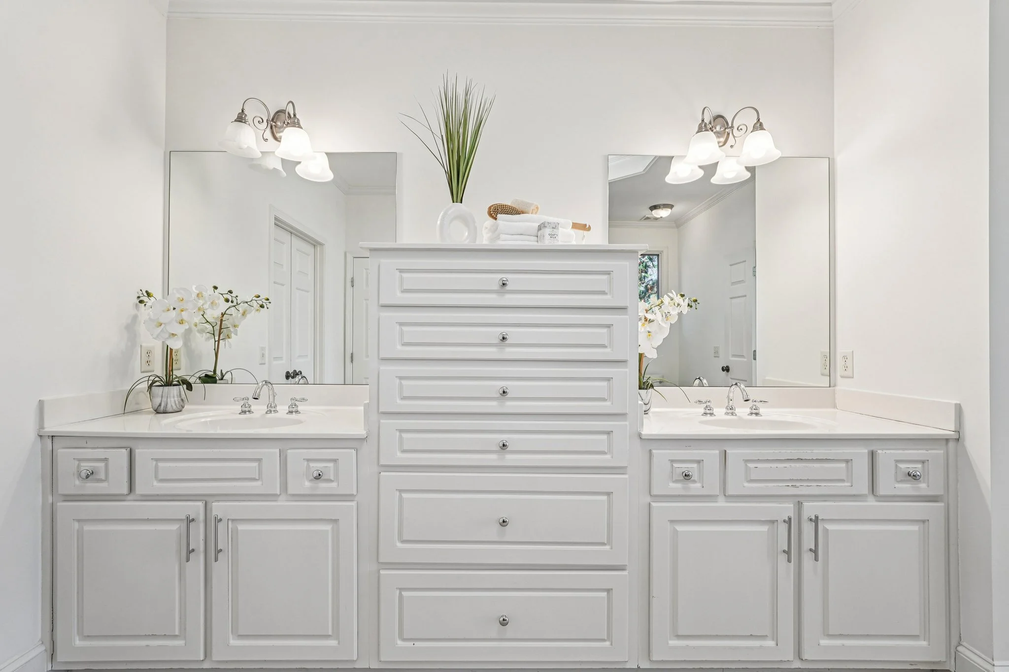 45-web-or-mls-Old Oak Trce-S1601-045.jpg