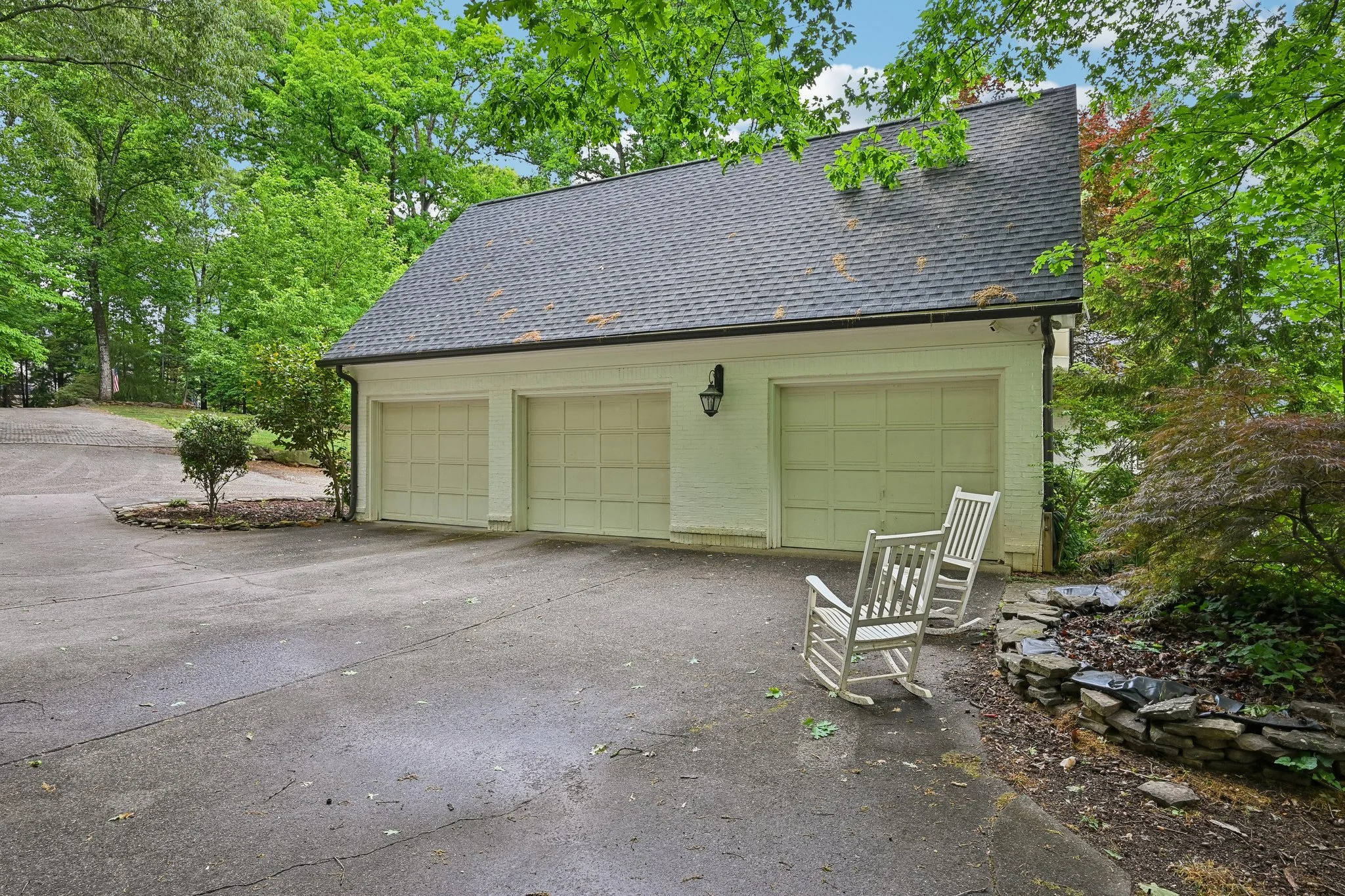 156-web-or-mls-305 Broadmeadow Cove-S2904-156.jpg