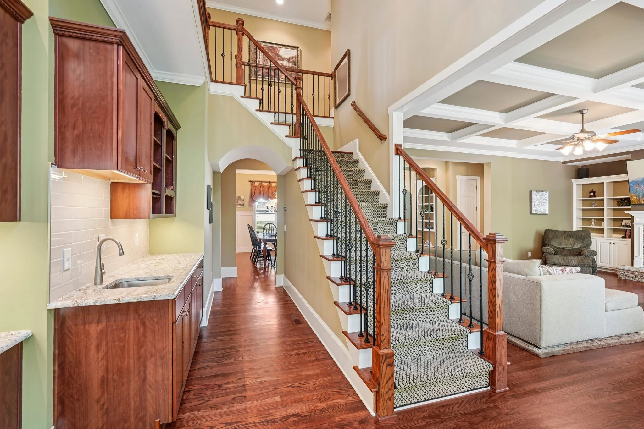 11-web-or-mls-Horizon Ct-S1107-011.jpg