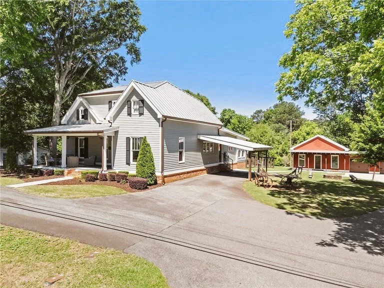 𝗝𝗨𝗦𝗧 𝗟𝗜𝗦𝗧𝗘𝗗 &mdash; one of the most unique properties to hit the market in downtown Suwanee is officially here!

Welcome to 𝟱𝟮𝟳 𝗠𝗮𝗶𝗻 𝗦𝘁𝗿𝗲𝗲𝘁 &mdash; where historic charm, modern living, income potential, and an unbeatable lifest